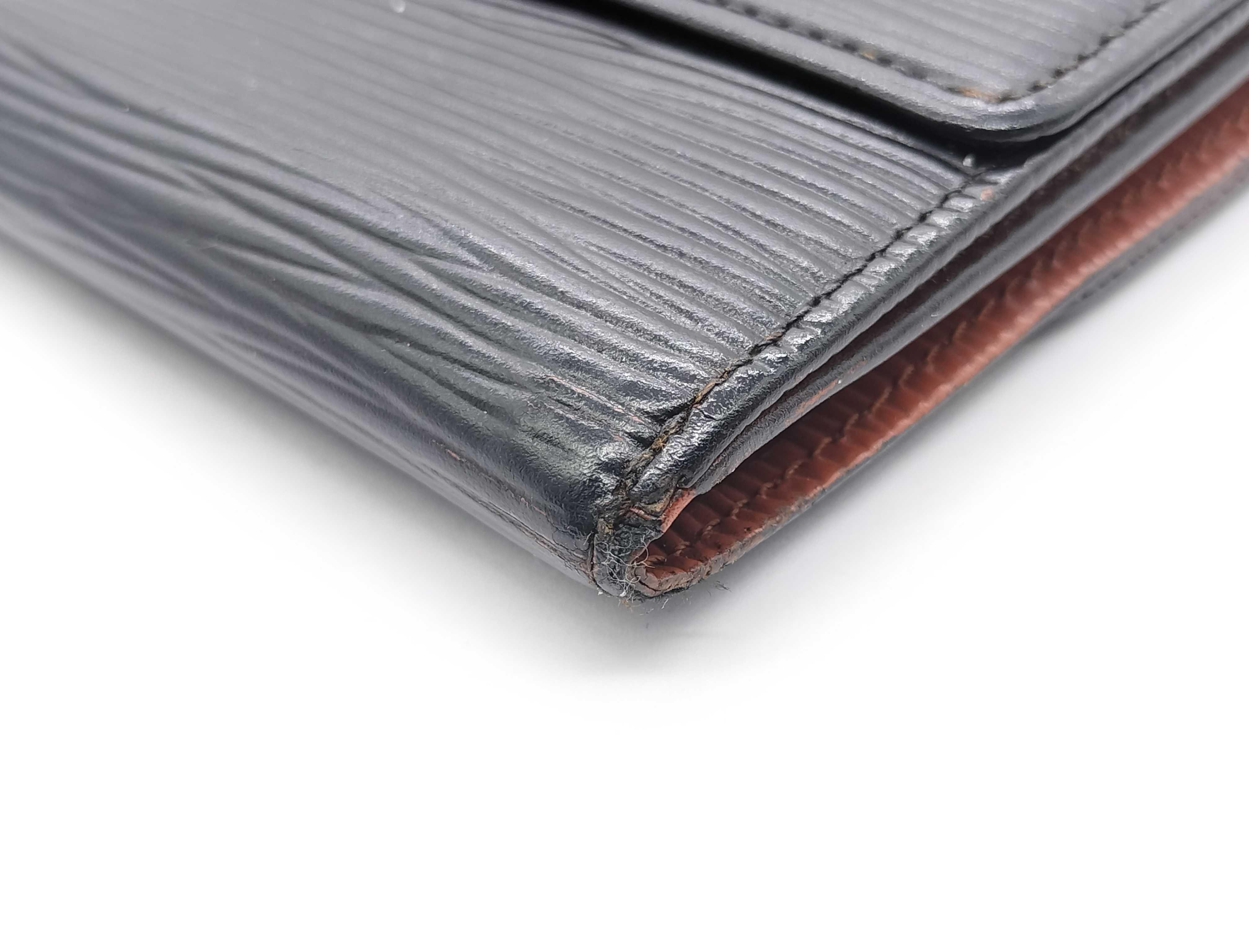 【水曜終了】(10708_0117)LOUIS VUITTON エピ 二つ折り財布 ダブルホック 財布