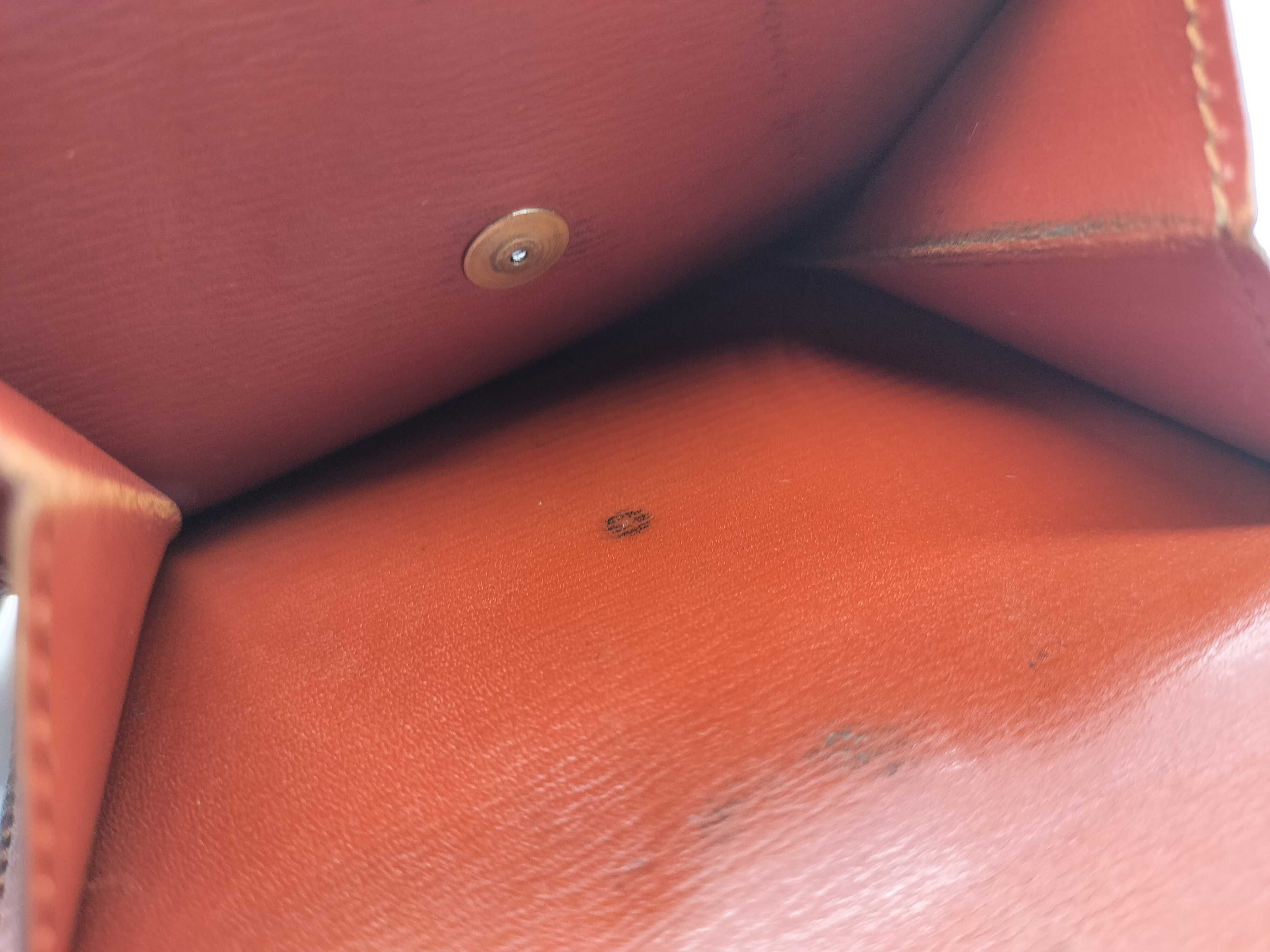 【水曜終了】(10708_0117)LOUIS VUITTON エピ 二つ折り財布 ダブルホック 財布