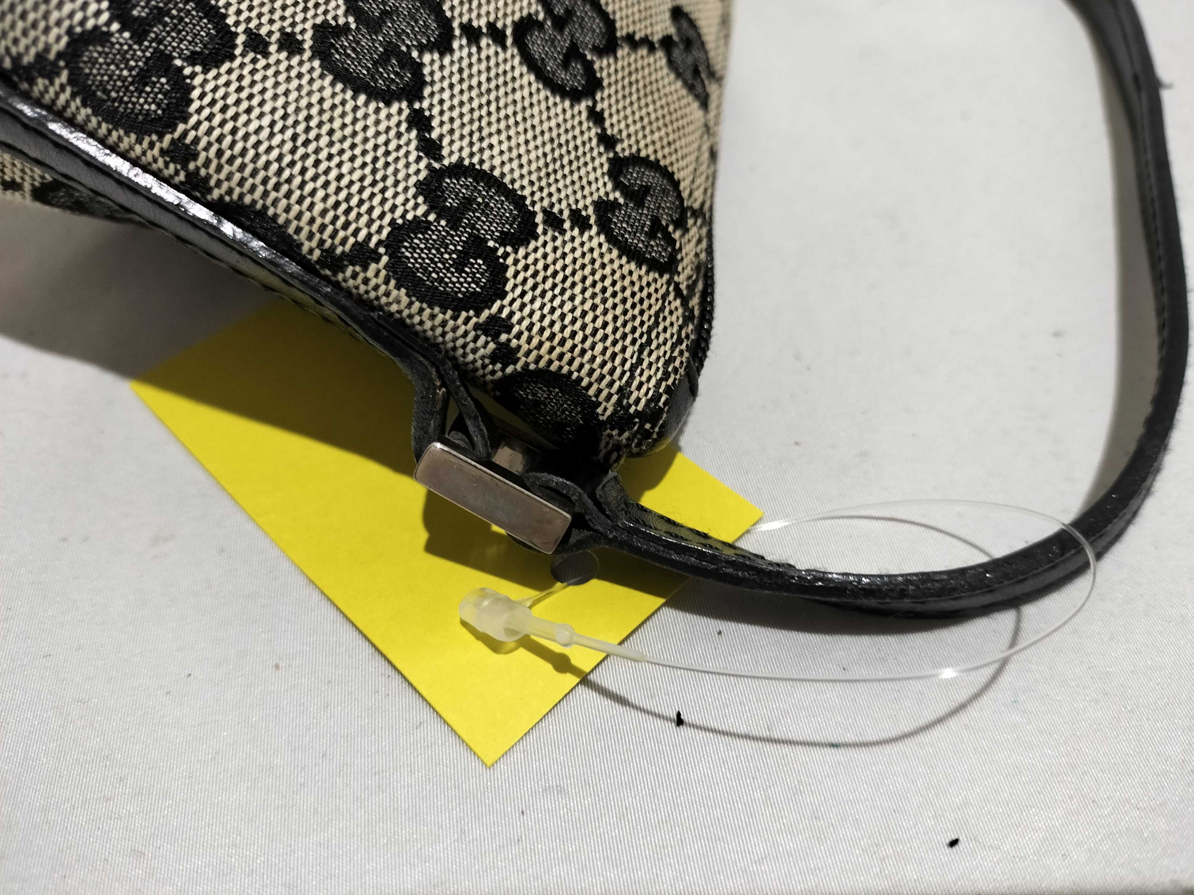 【水曜終了】(10709_0054)GUCCI GGキャンバス バナナポーチ 039・1103.135801 ハンドバッグ