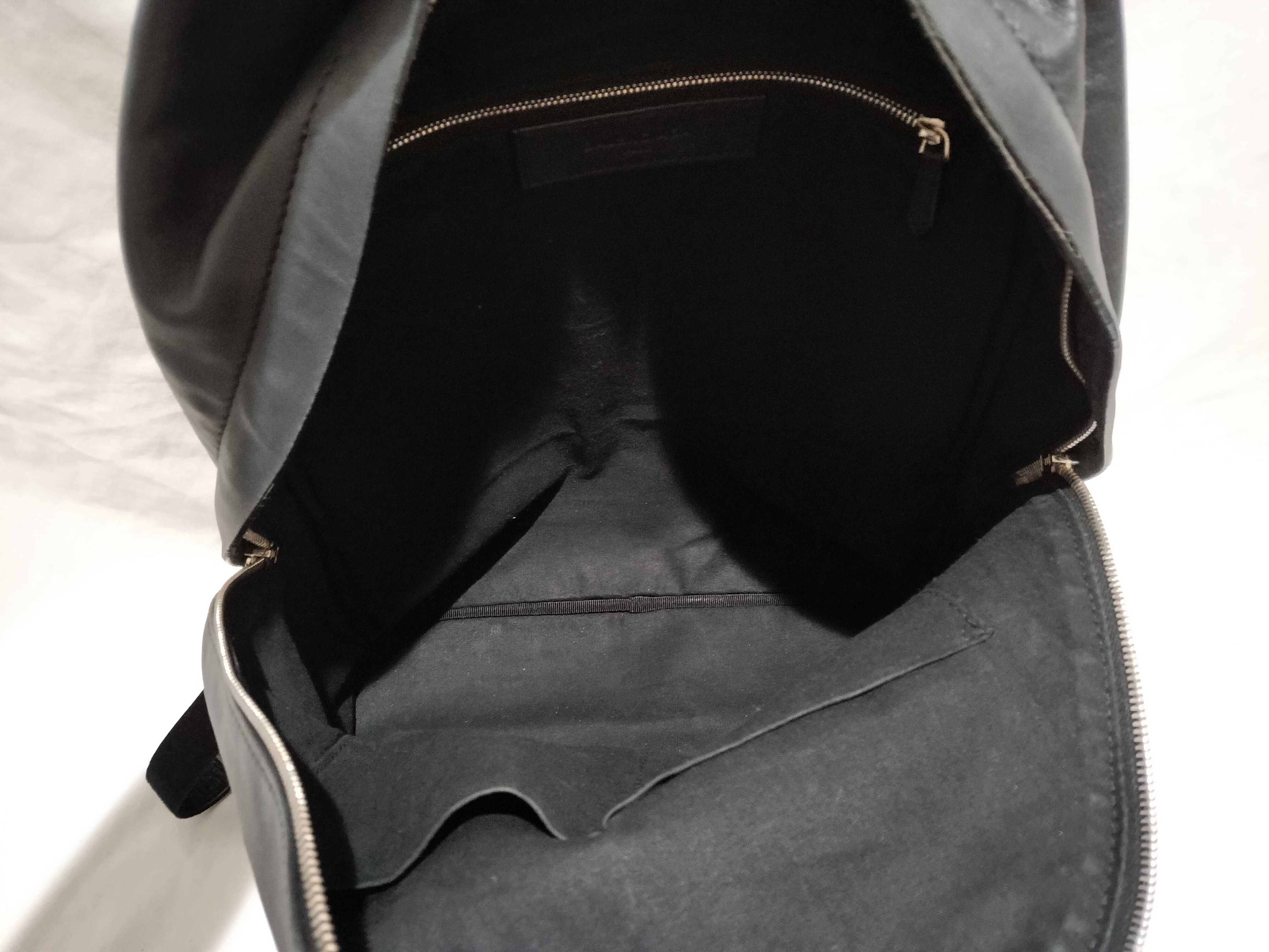 【水曜終了】(10699_0165)BALENCIAGA パンチングロゴ リュック リュックサック