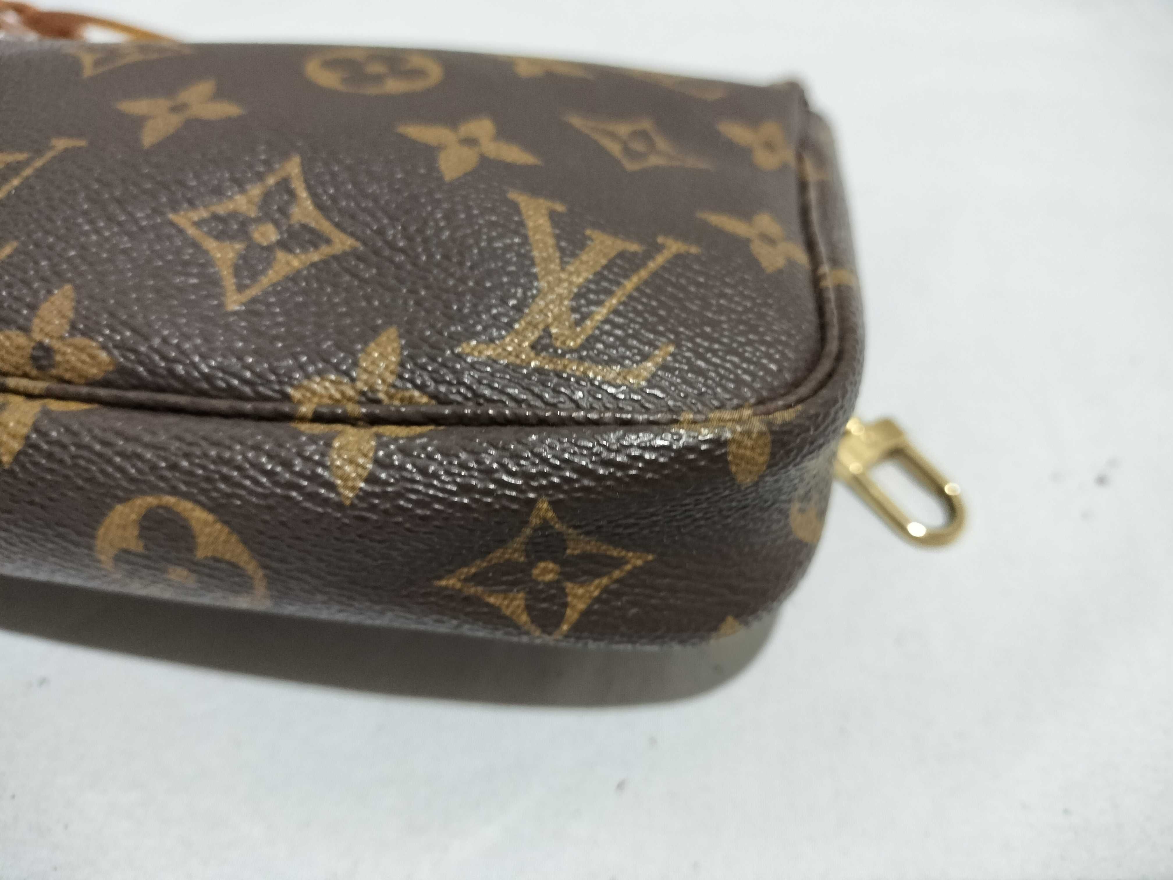【水曜終了】(10708_0151)LOUIS VUITTON モノグラム ポシェットアクセソワール ファスナープル外れ ショルダーバッグ