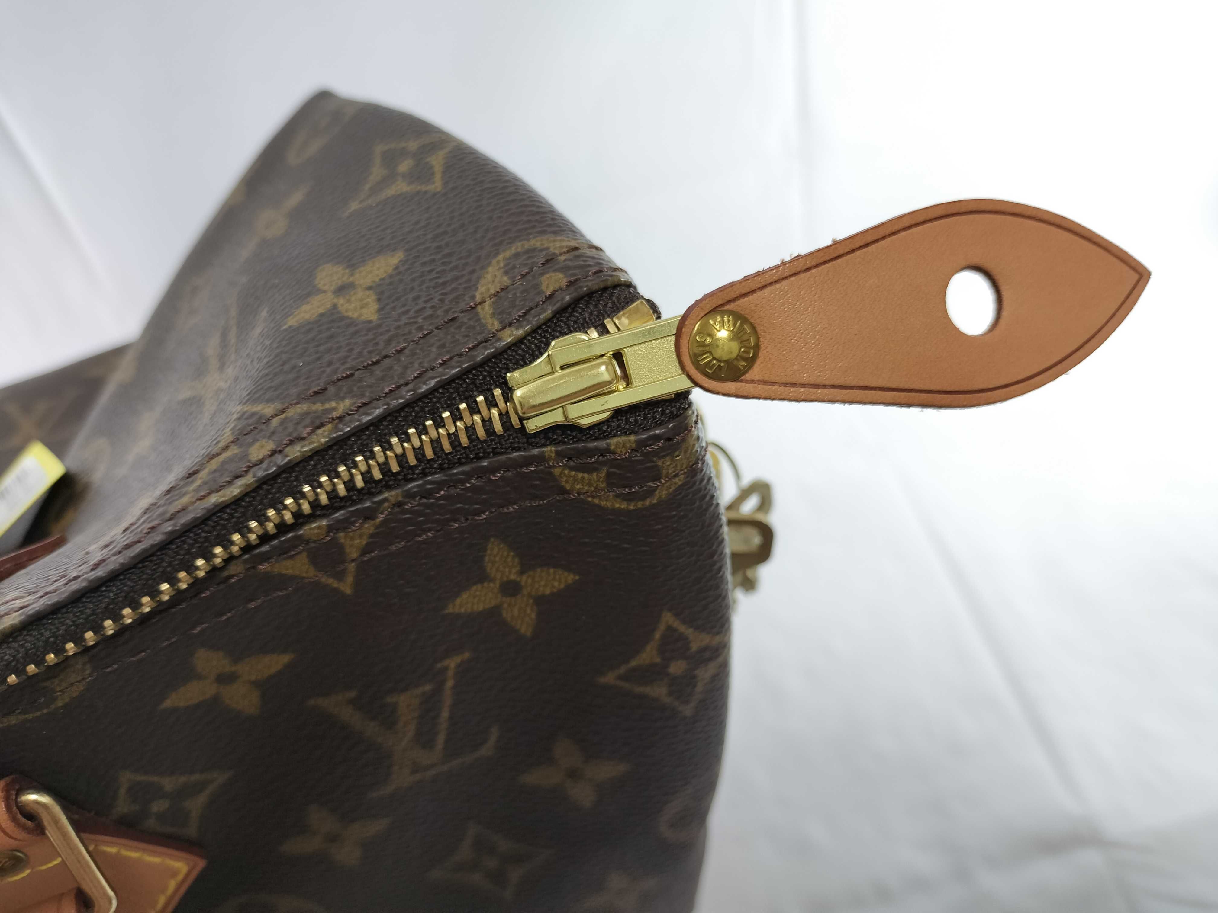 【水曜終了】(10709_0130)FENDI フェンディ マンマバケット ショルダーバッグ