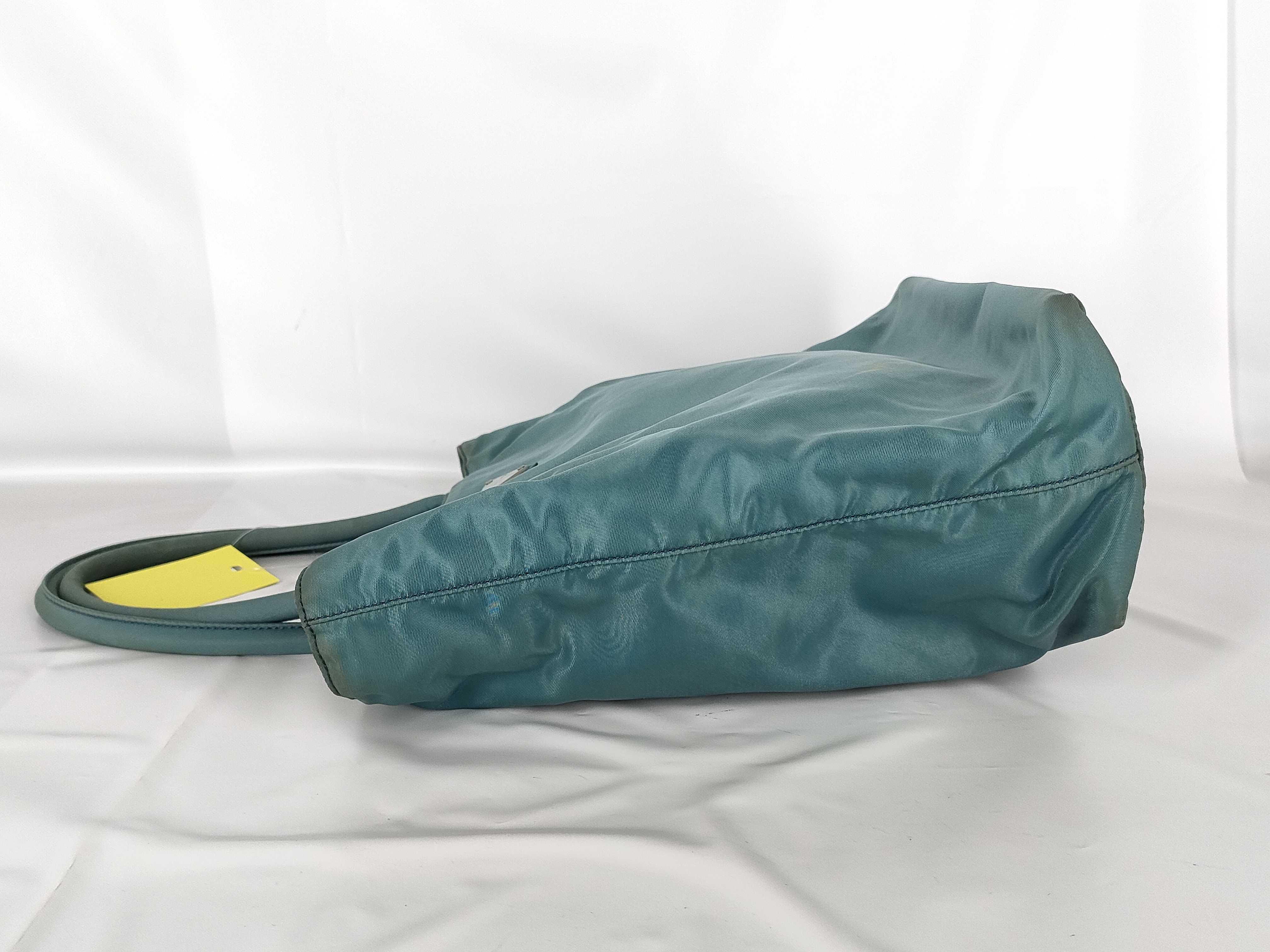 【水曜終了】(10709_0120)PRADA ナイロン トートバッグ 三角ロゴ 水色 ナイロン トートバッグ