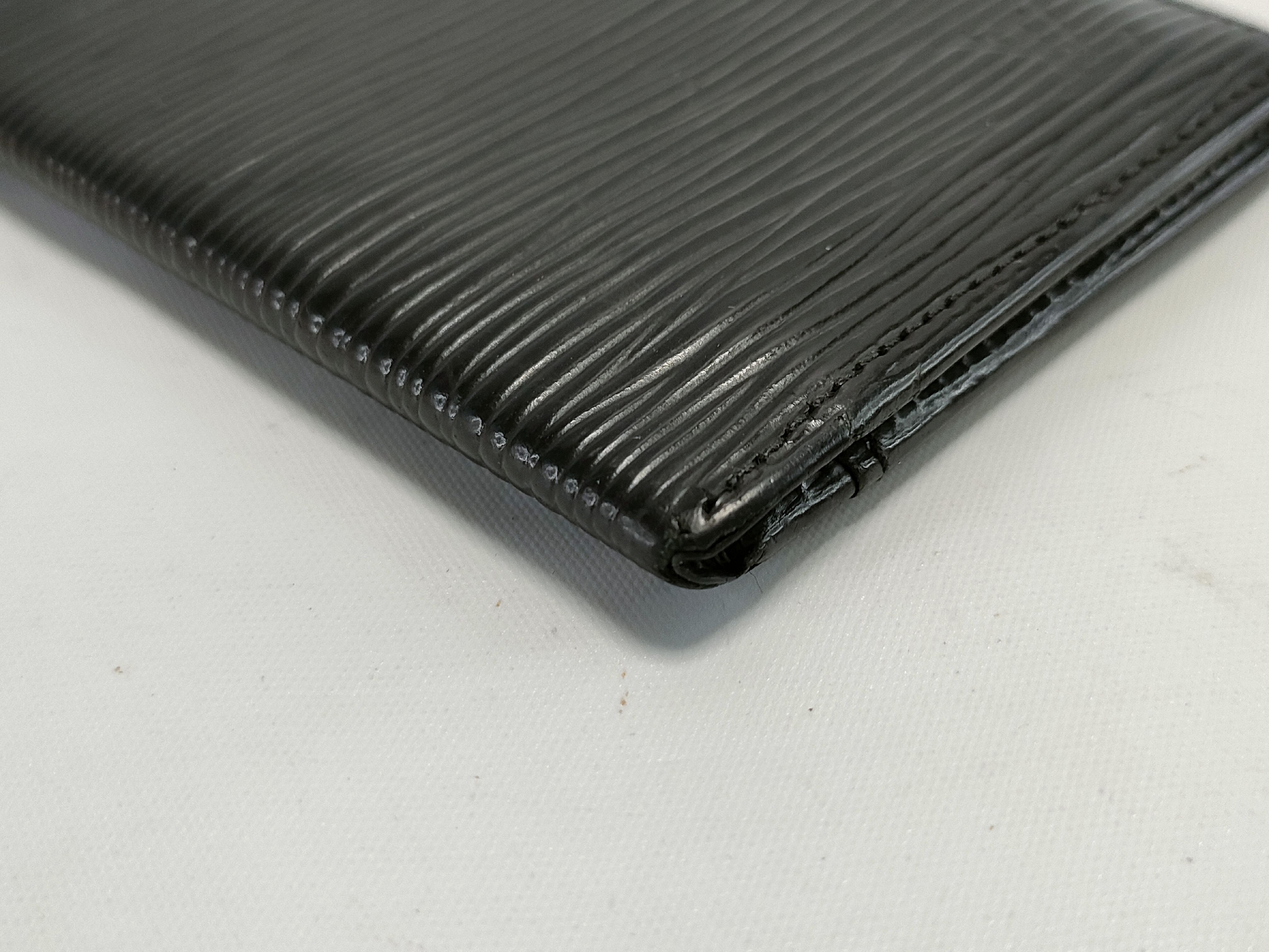 【水曜終了】(10697_0076)LOUIS VUITTON エピ カードケース カードケース・パスケース・名刺入れ