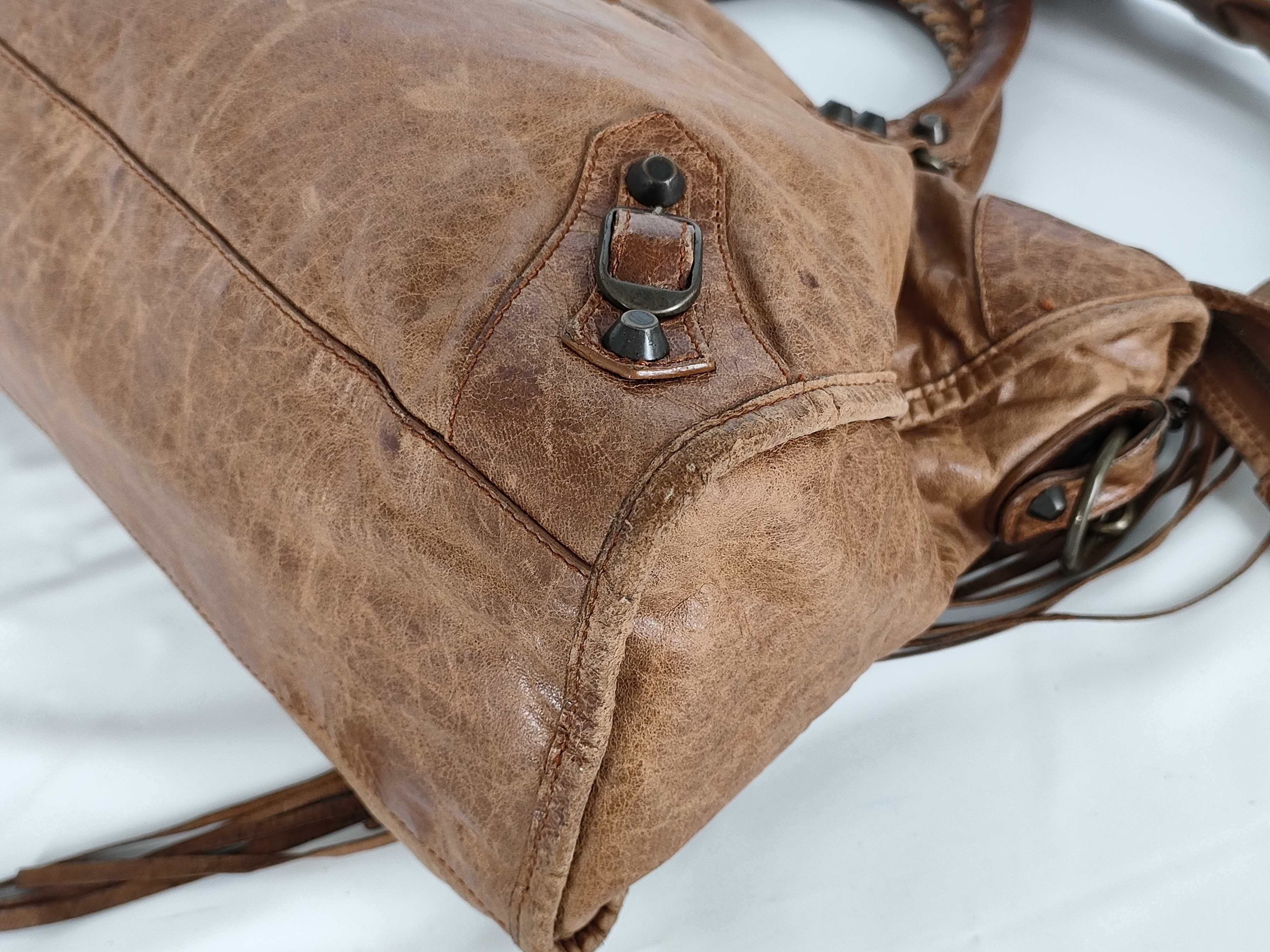 【水曜終了】(10699_0169)BALENCIAGA ザ・ジャイアントシティ レザー 2WAYハンドバッグ ブラウン 115748 ミラー付き ハンドバッグ