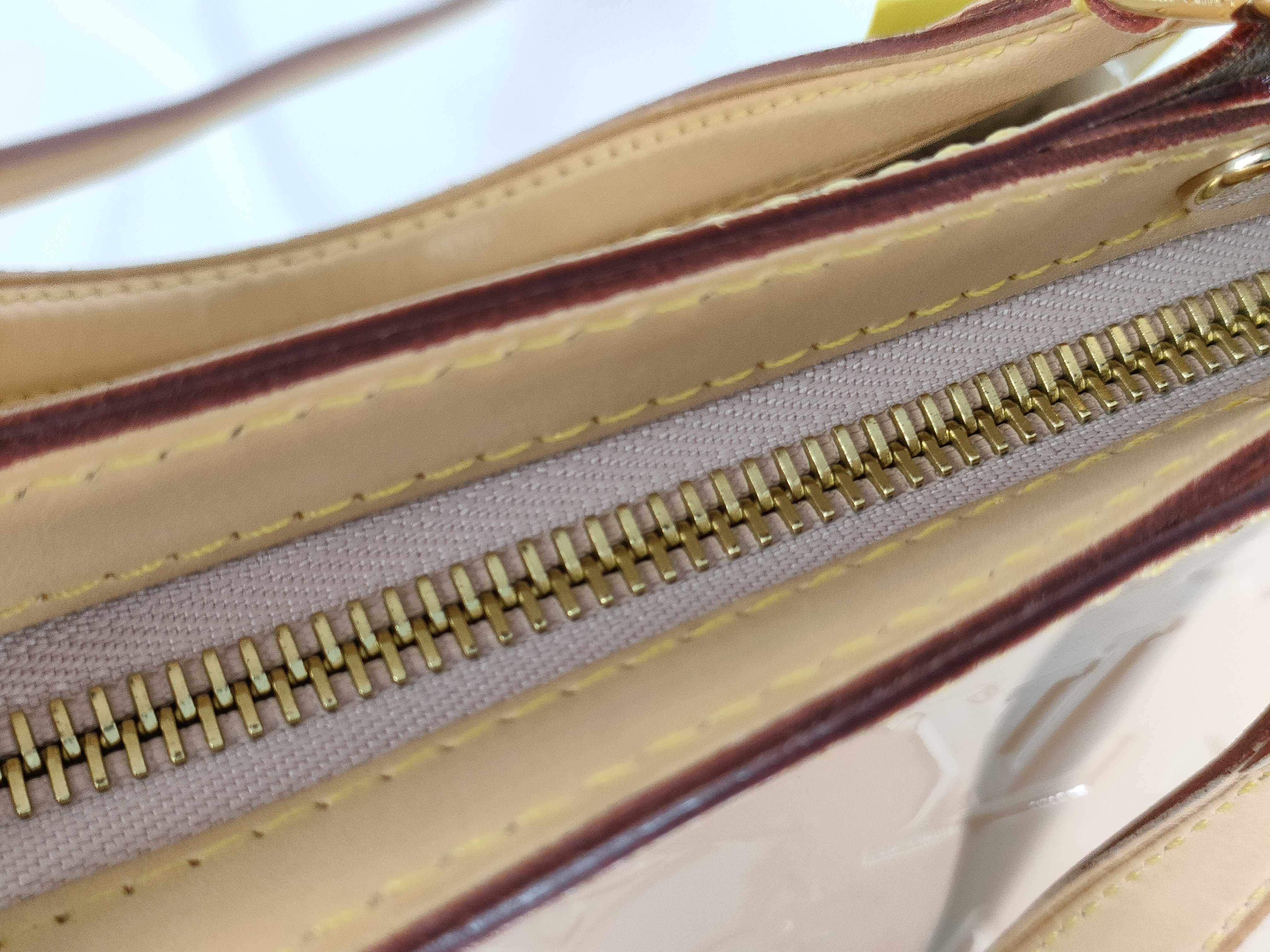 【水曜終了】(10708_0065)LOUIS VUITTON ヴェルニ ブレアGM ハンドバッグ