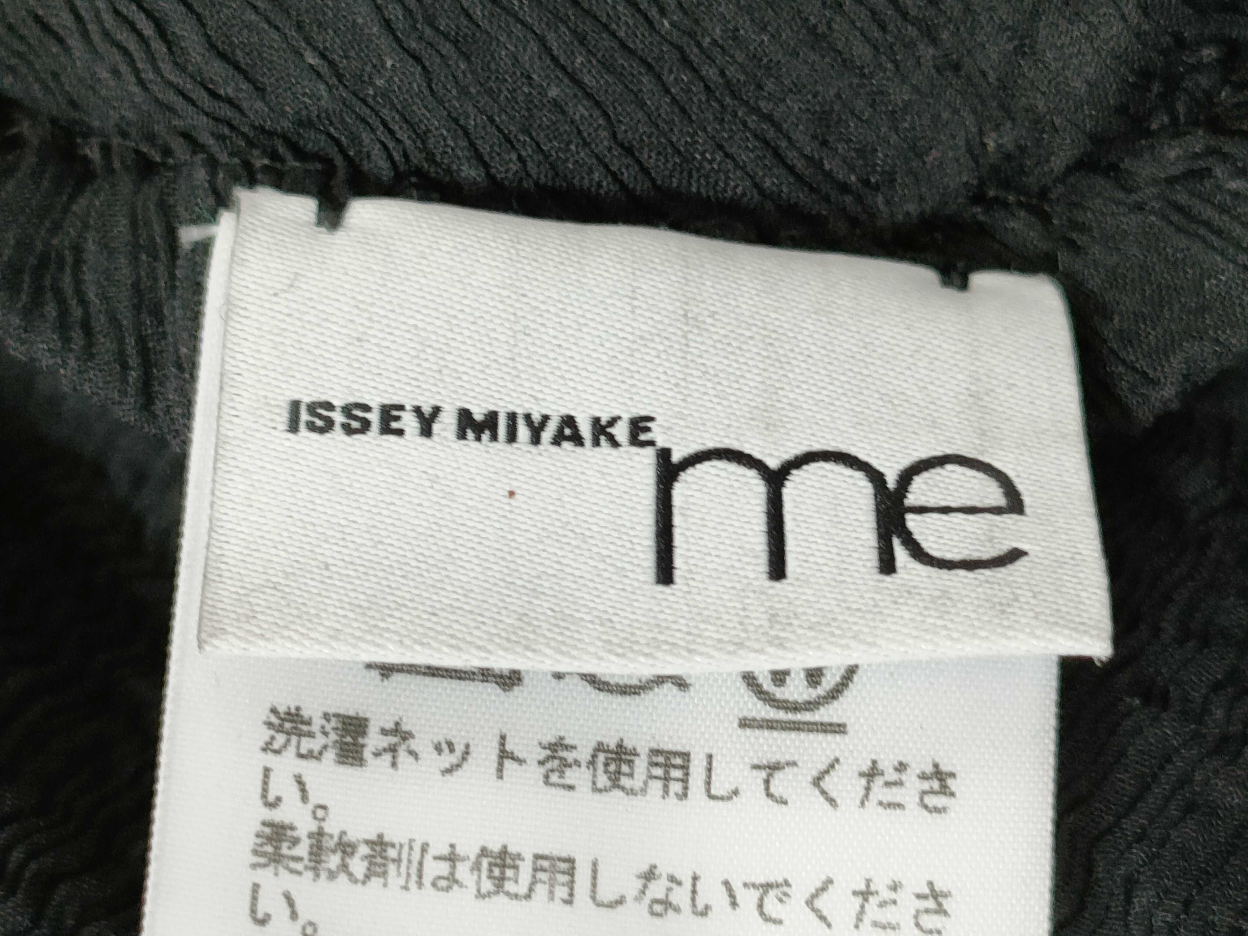 日曜終了(10743_0015)▼ISSEY MIYAKE me ミー トップス