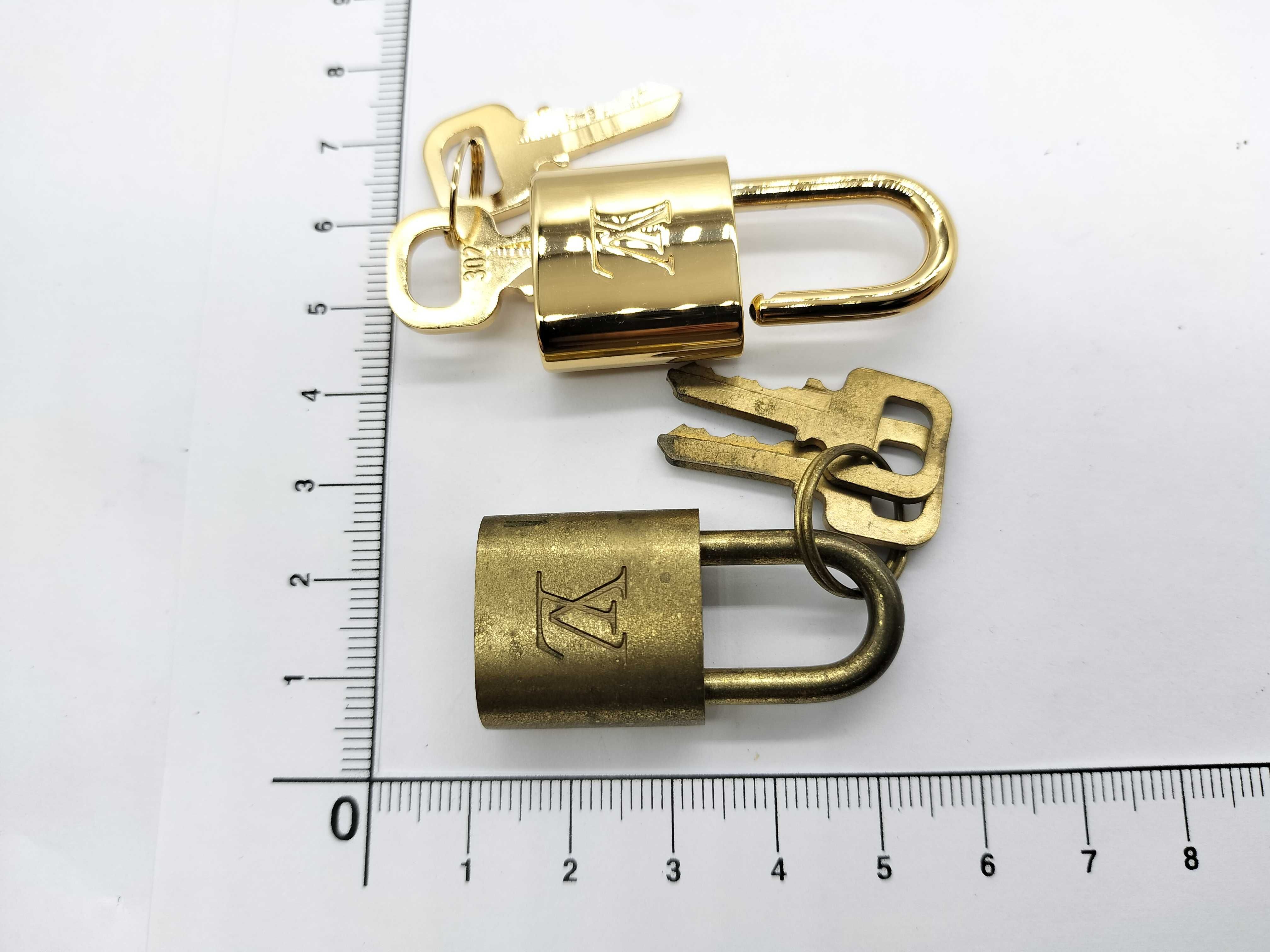 【水曜終了】(10702_0016)LOUIS VUITTON カデナ3点 その他小物