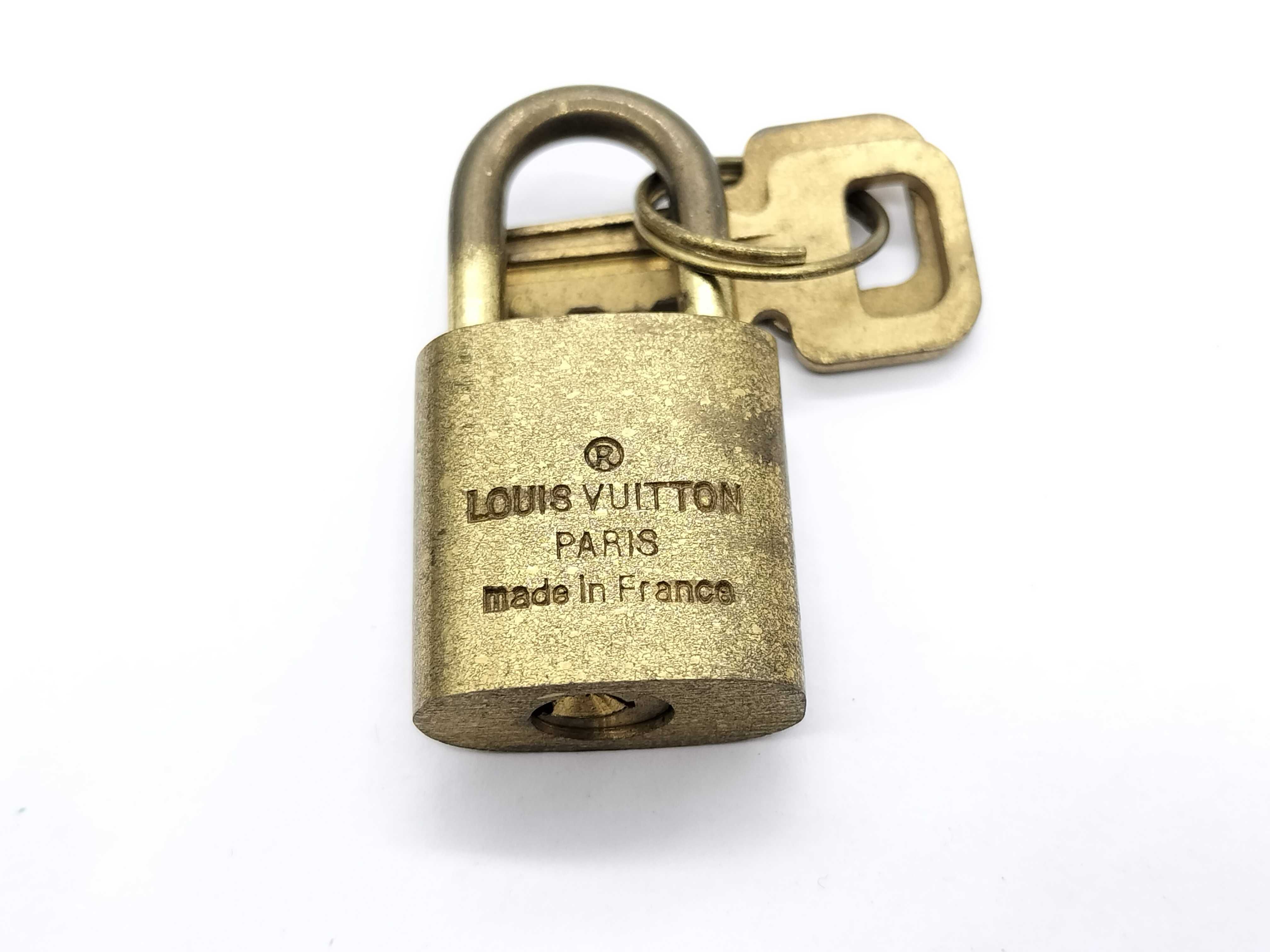 【水曜終了】(10702_0016)LOUIS VUITTON カデナ3点 その他小物