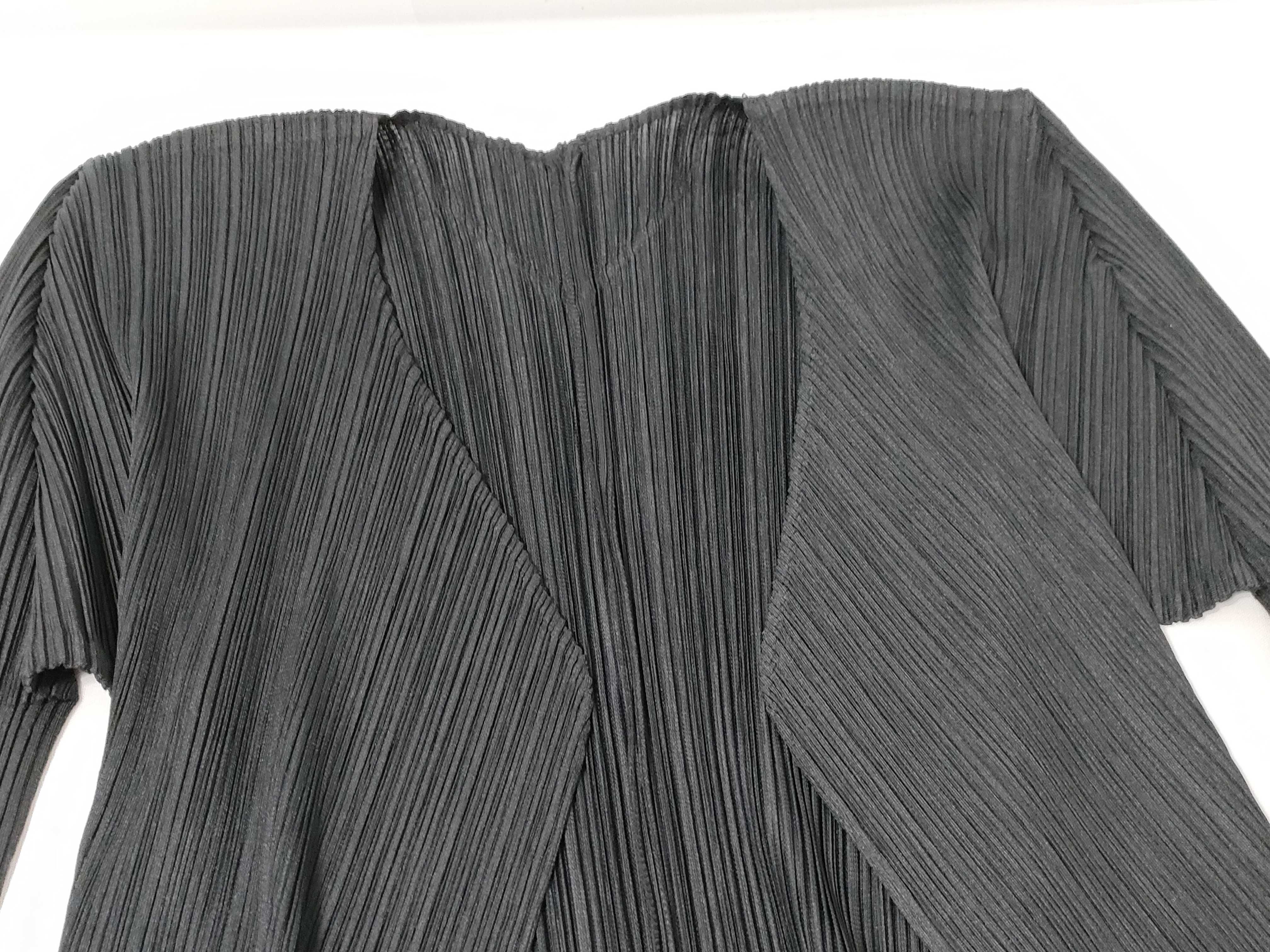 日曜終了(10743_0014)▼ISSEY MIYAKE プリーツプリーズ/PP04－JH632 PP04－JH117 ワンピース ロングジャケット