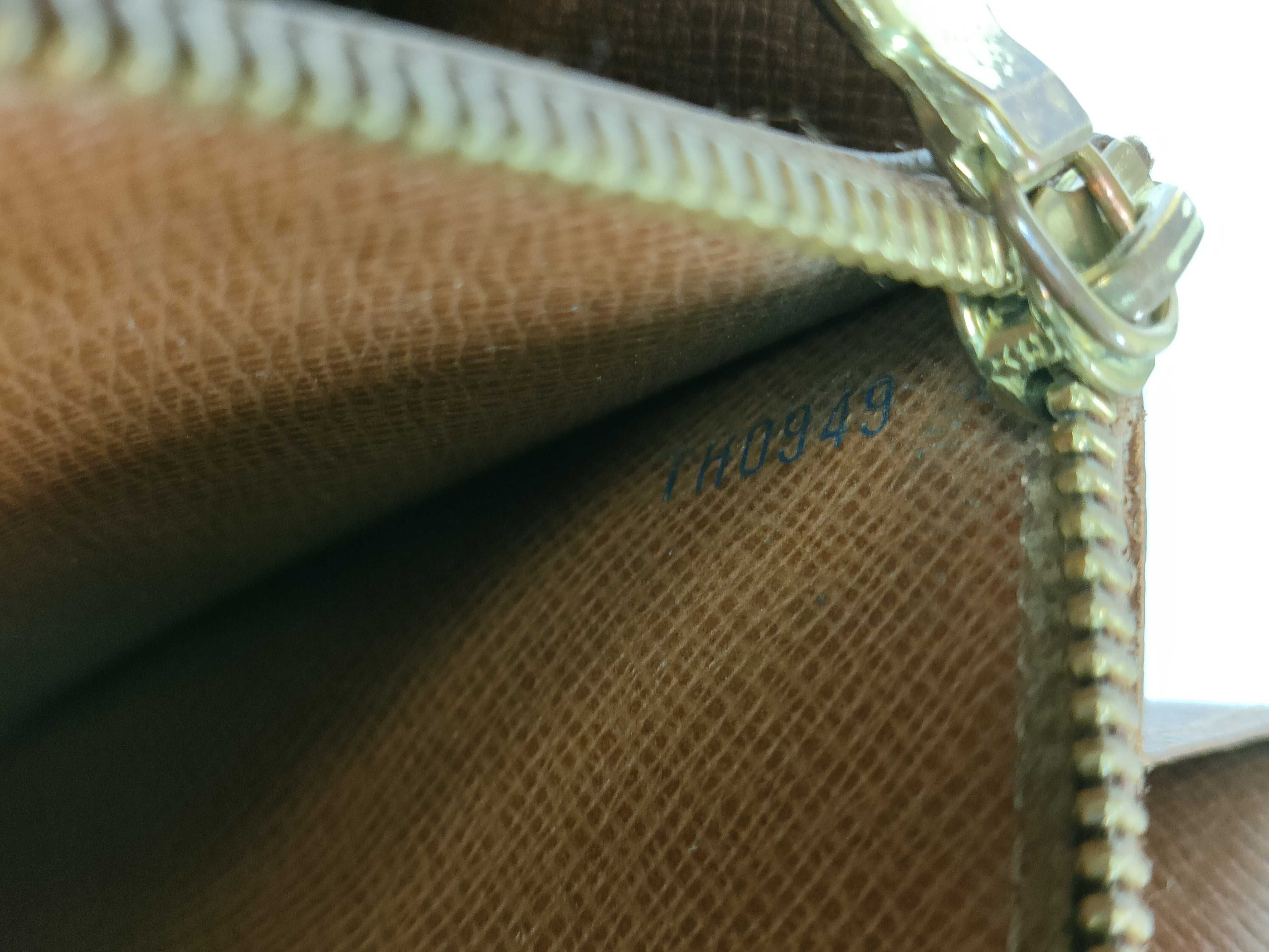 【水曜終了】(10708_0102)LOUIS VUITTON モノグラム 長財布 財布