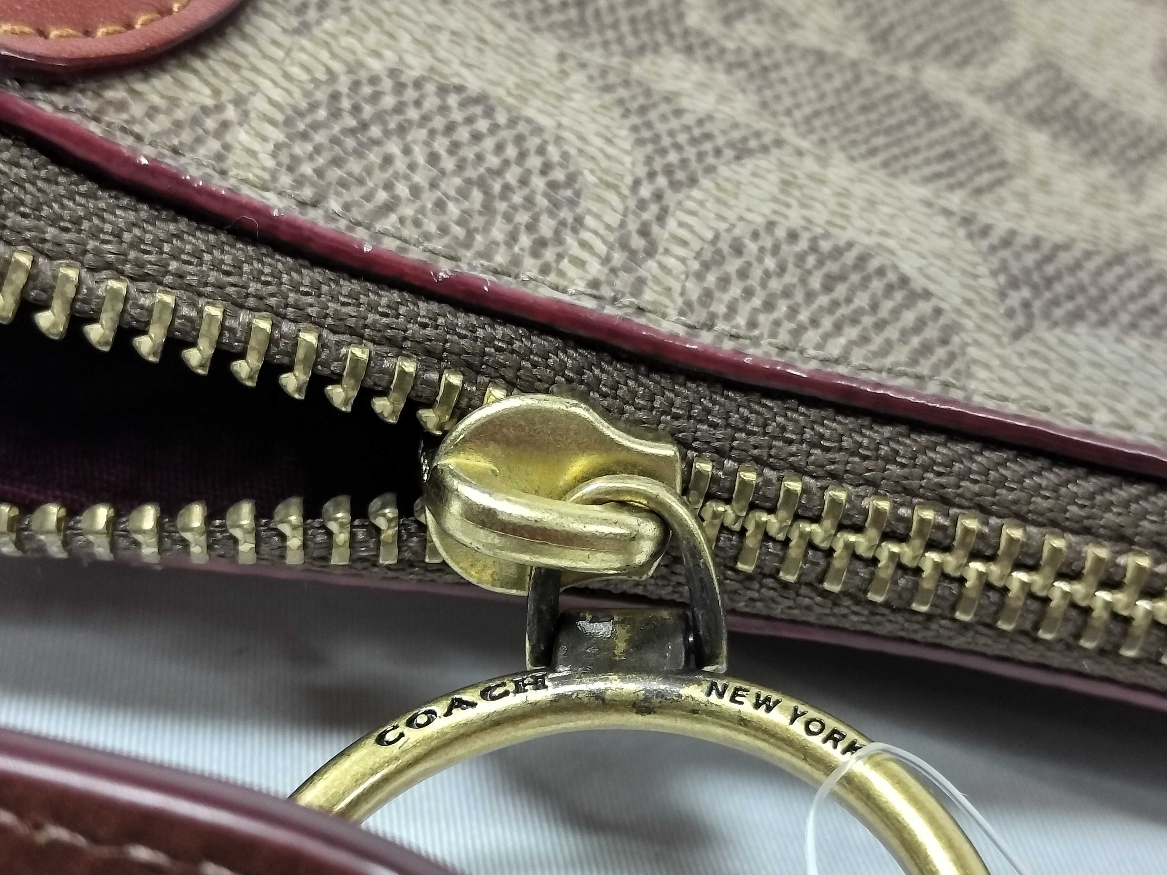 【水曜終了】(10698_0075)COACH シグネチャー 38580 サットンホーボー ハンドバッグ