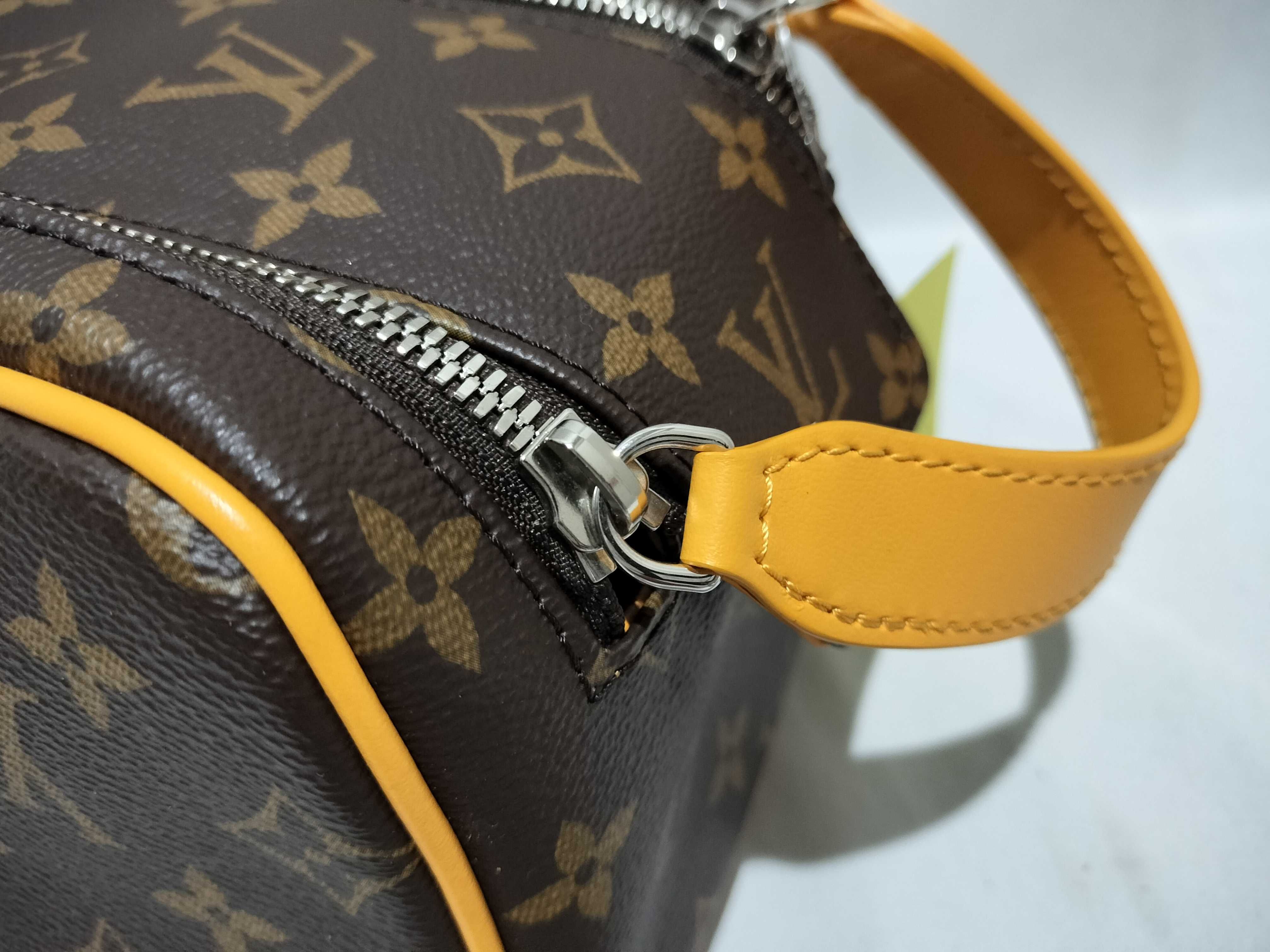 【水曜終了】(10697_0198)LOUIS VUITTON モノグラム M12643 マカサー ドップ・キット ポーチ