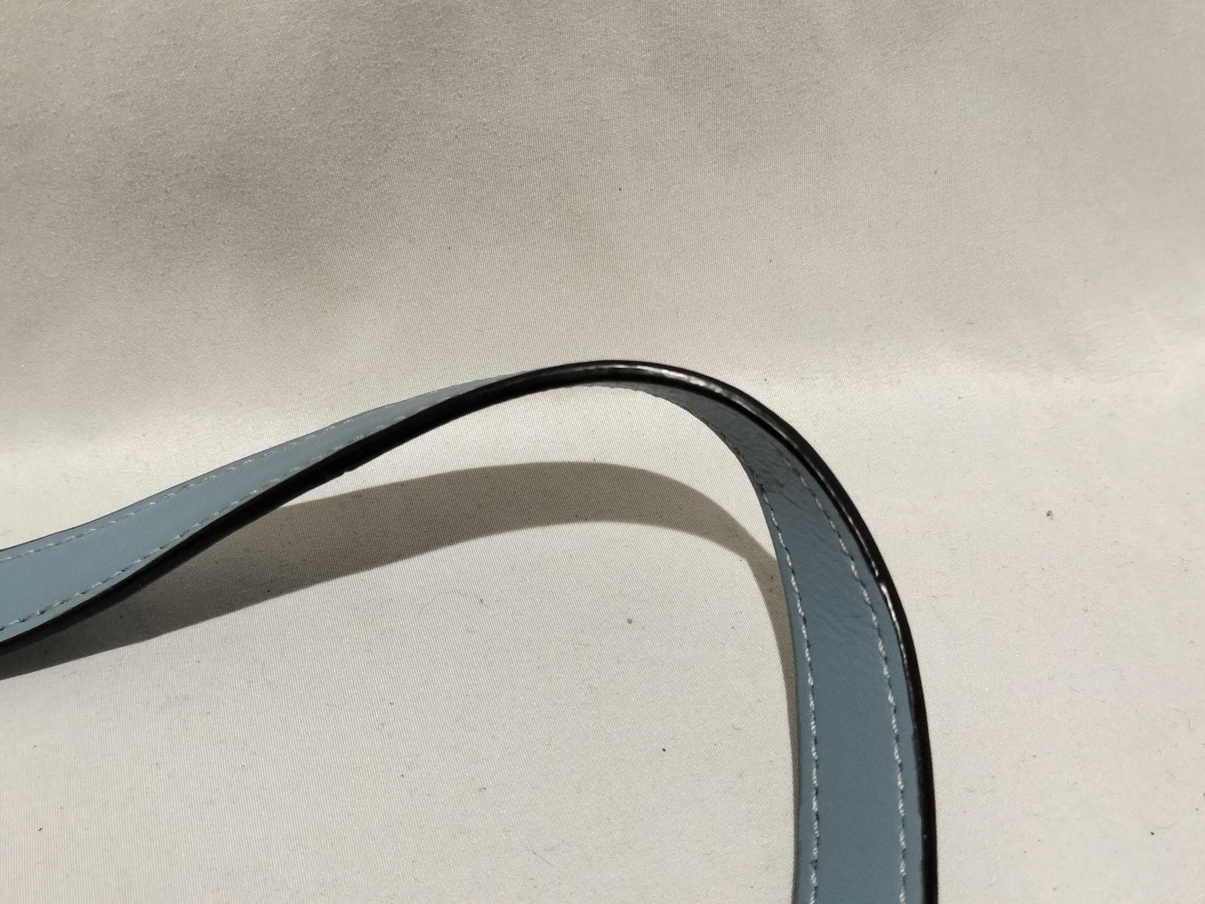 【水曜終了】(10698_0065)▼COACH シグネチャー j1823-f31477 ショルダーバッグ