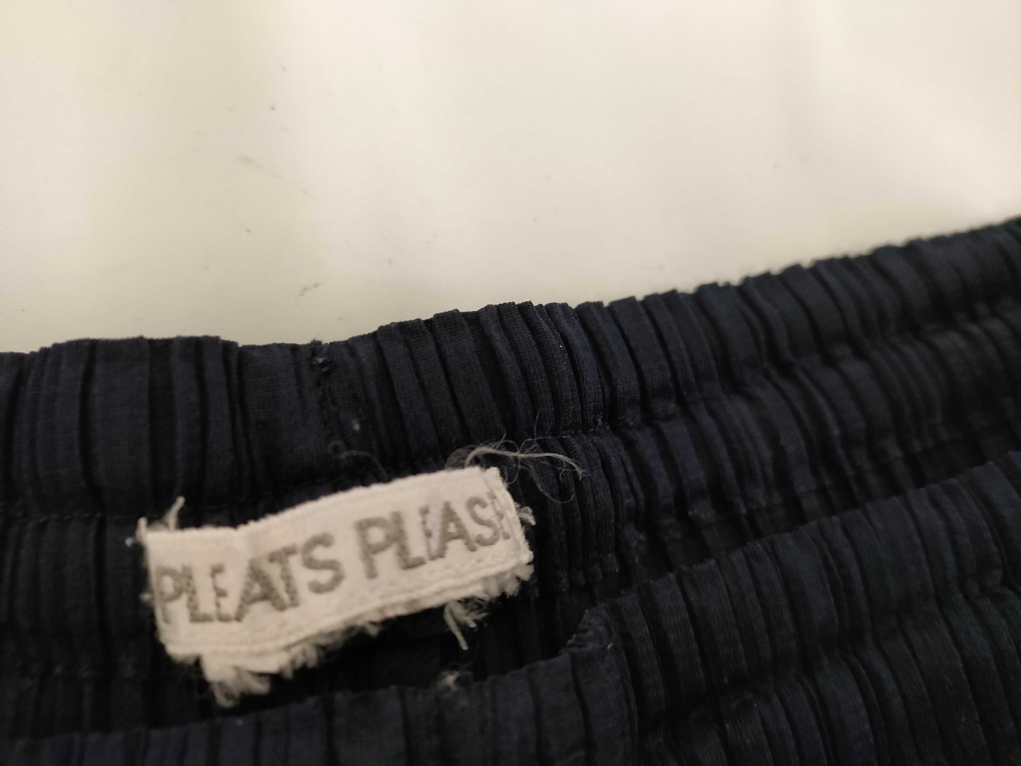 日曜終了(10743_0013)▼ISSEY MIYAKE プリーツプリーズ パンツ2点