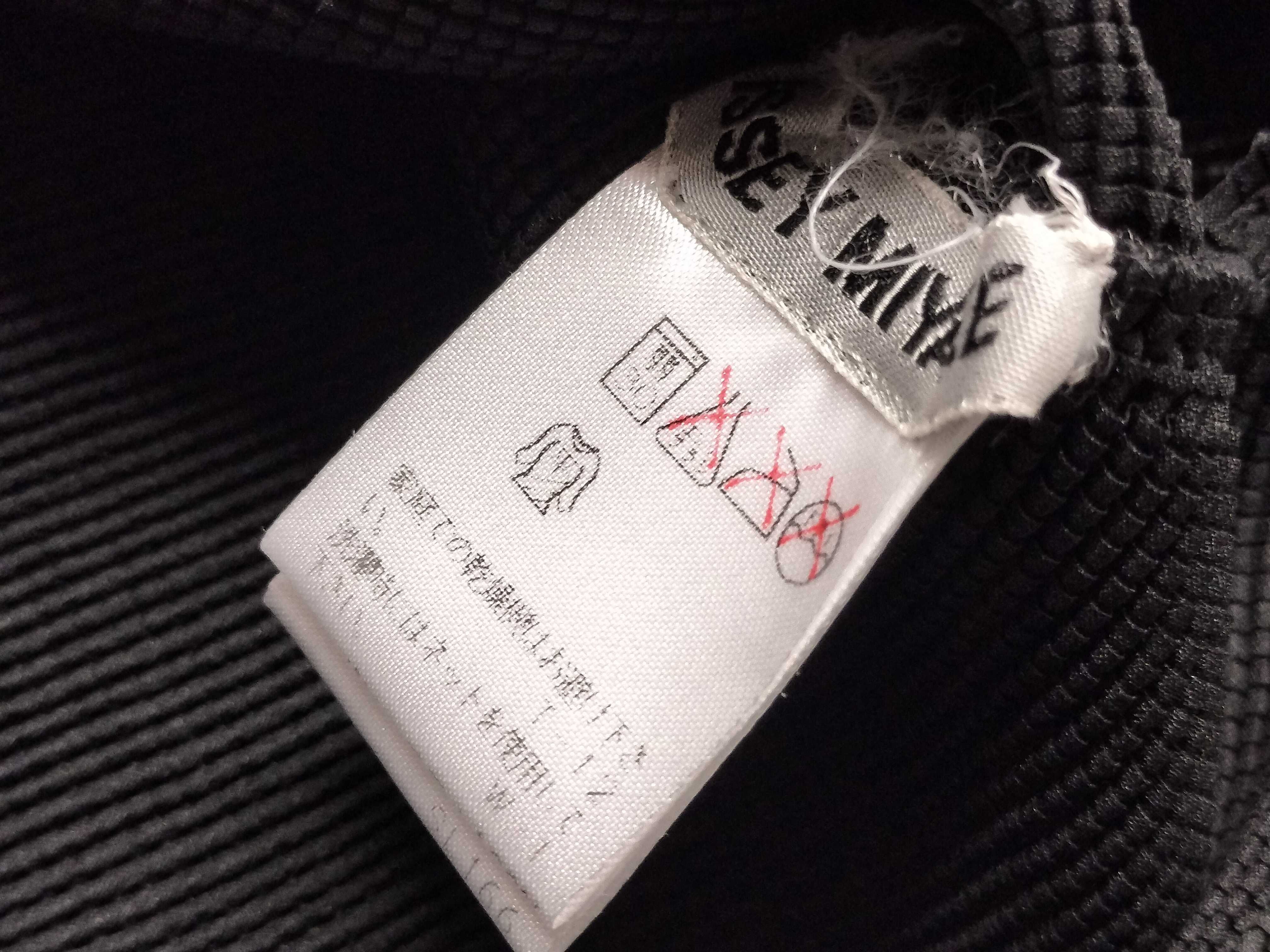 日曜終了(10743_0012)▼ISSEY MIYAKE スカーフ*1トップス*10
