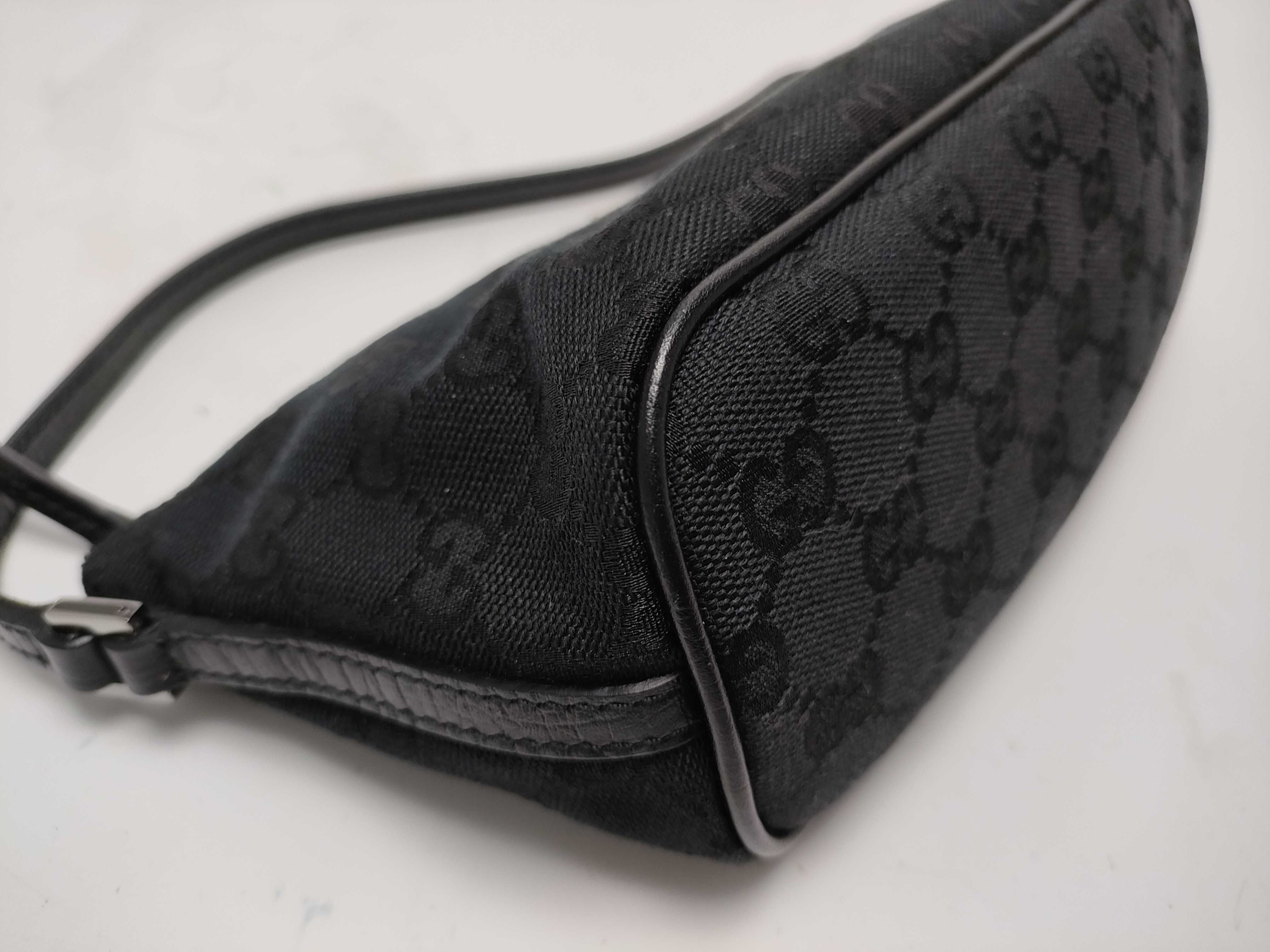 【水曜終了】(10827_0003)GUCCI GGキャンバス 07198 ポーチ