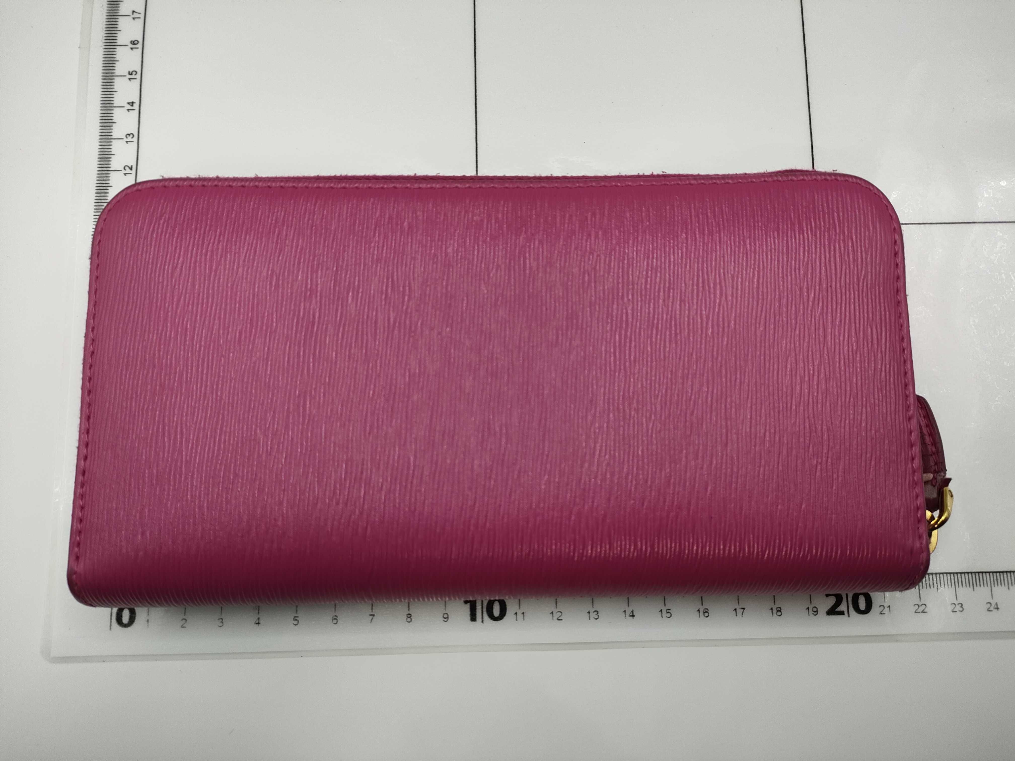 【水曜終了】(10827_0054)PRADA サフィアーノ 長財布 財布