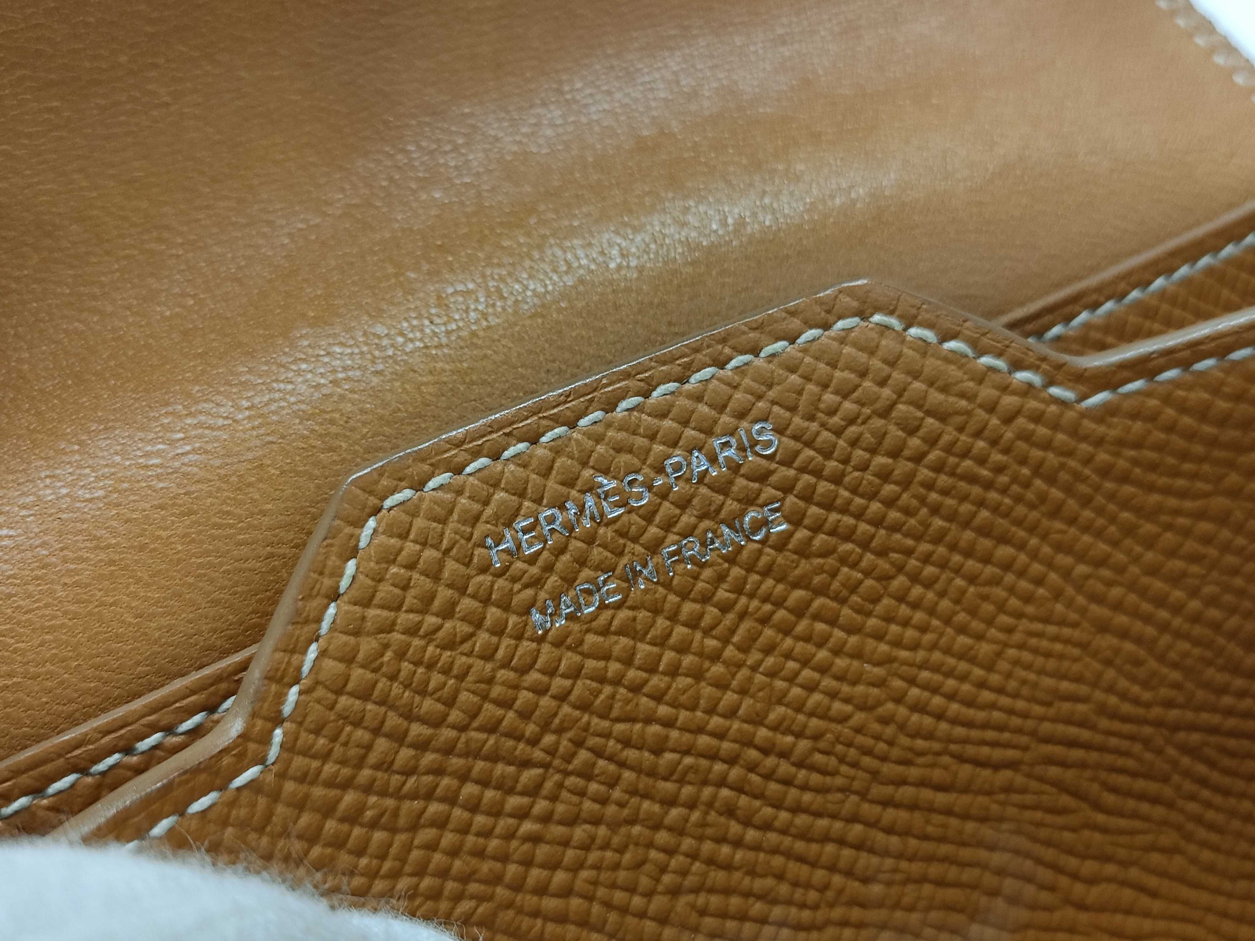 【水曜終了】(10813_0133)HERMES パッサンコンパクト ヴォー・エプソン ゴールド A刻印 財布