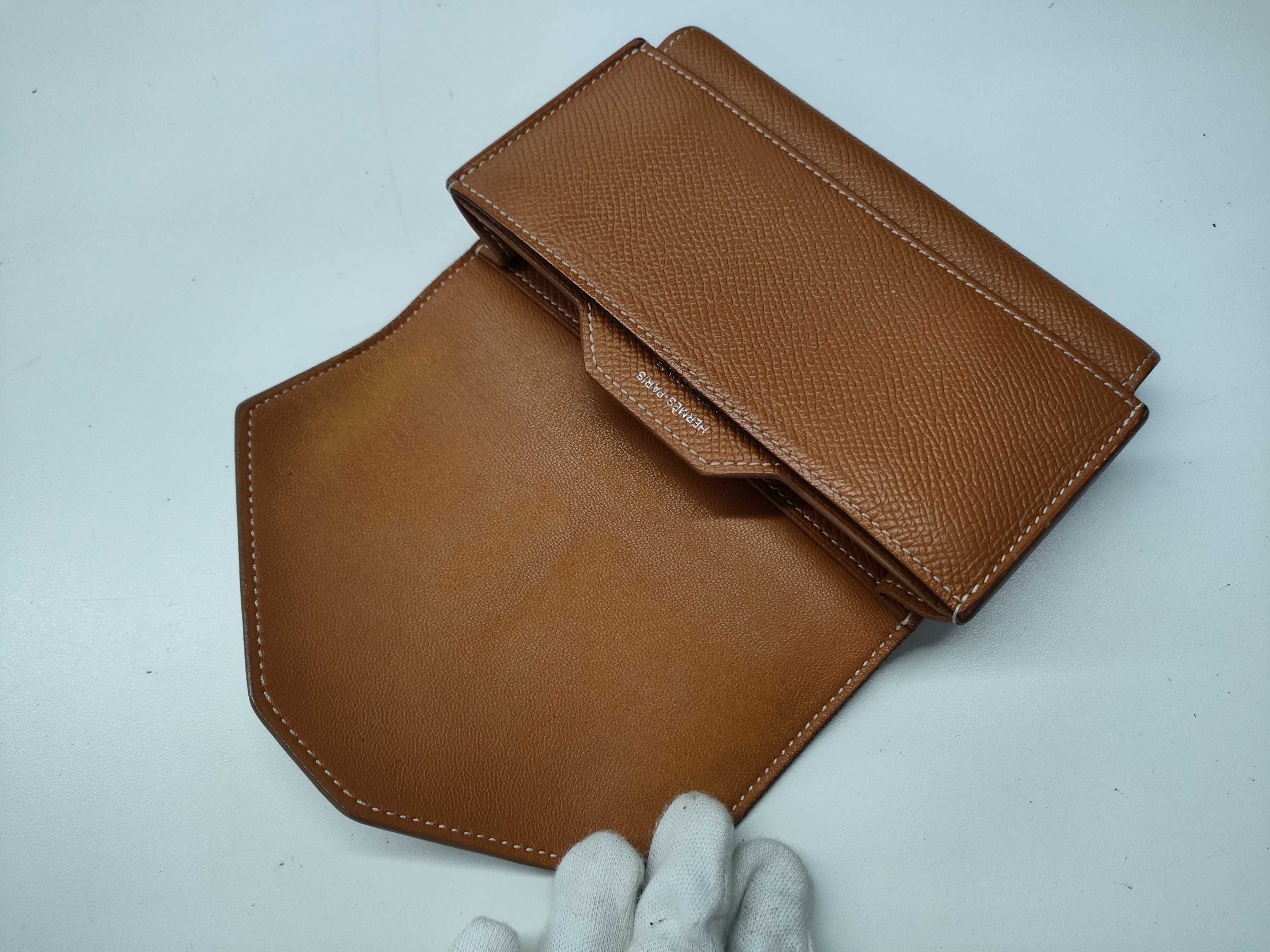 【水曜終了】(10813_0133)HERMES パッサンコンパクト ヴォー・エプソン ゴールド A刻印 財布