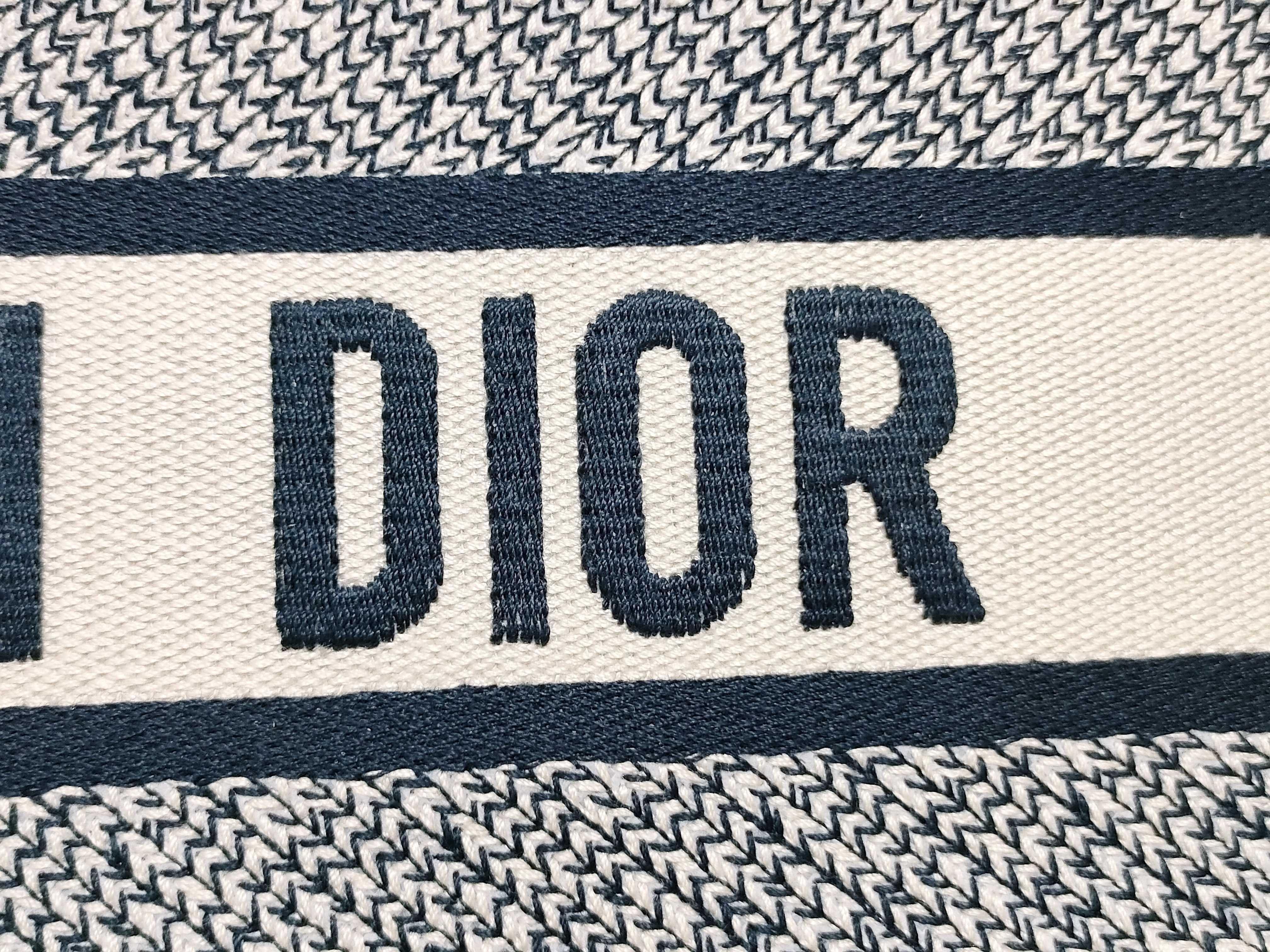 【水曜終了】(10827_0031)CELINE セリーヌ ハンドバッグ 黒