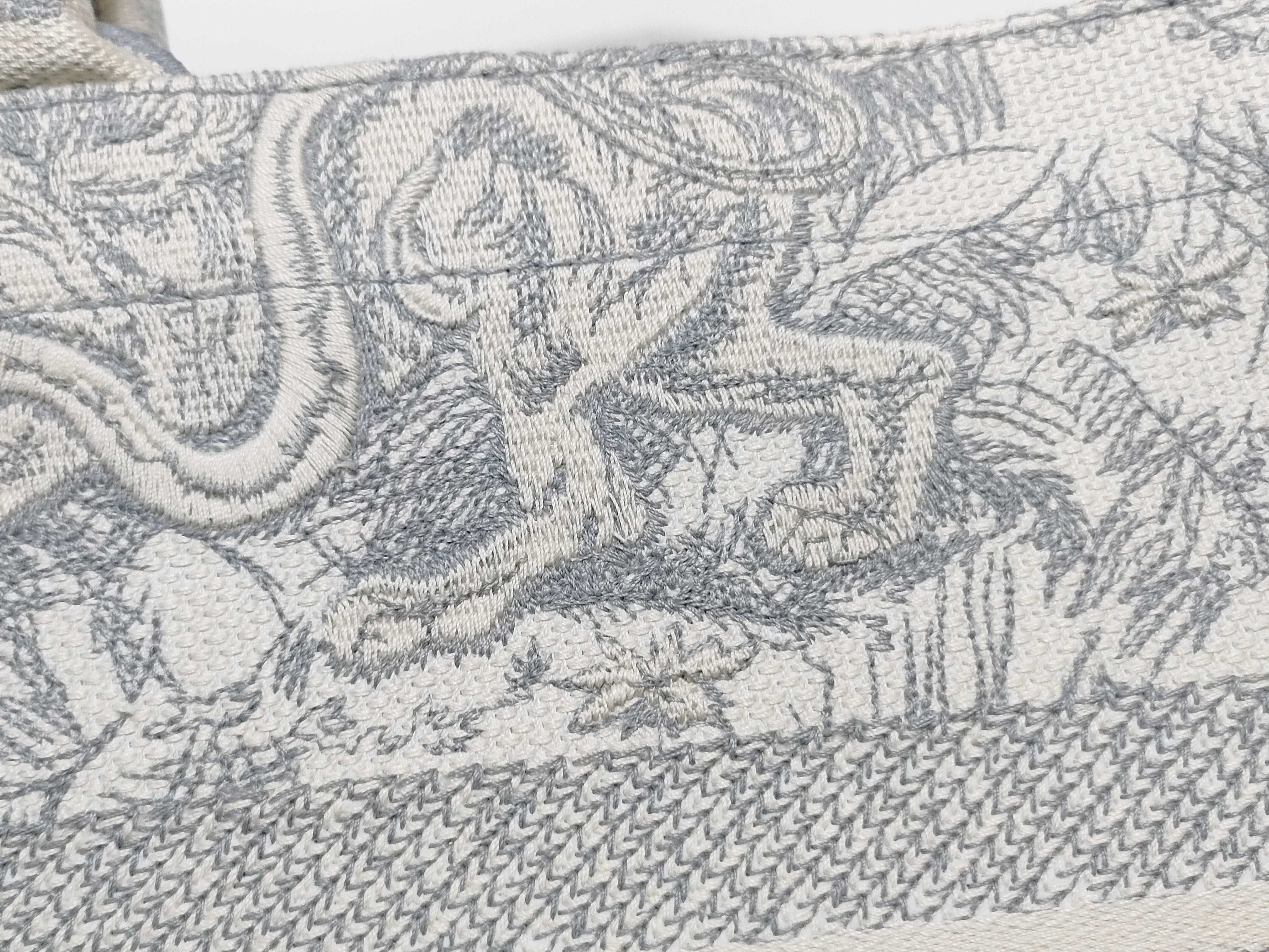 【水曜終了】(10827_0033)CELINE セリーヌ カーフレザー サークルロゴ ハンド バッグ ハンドバッグ