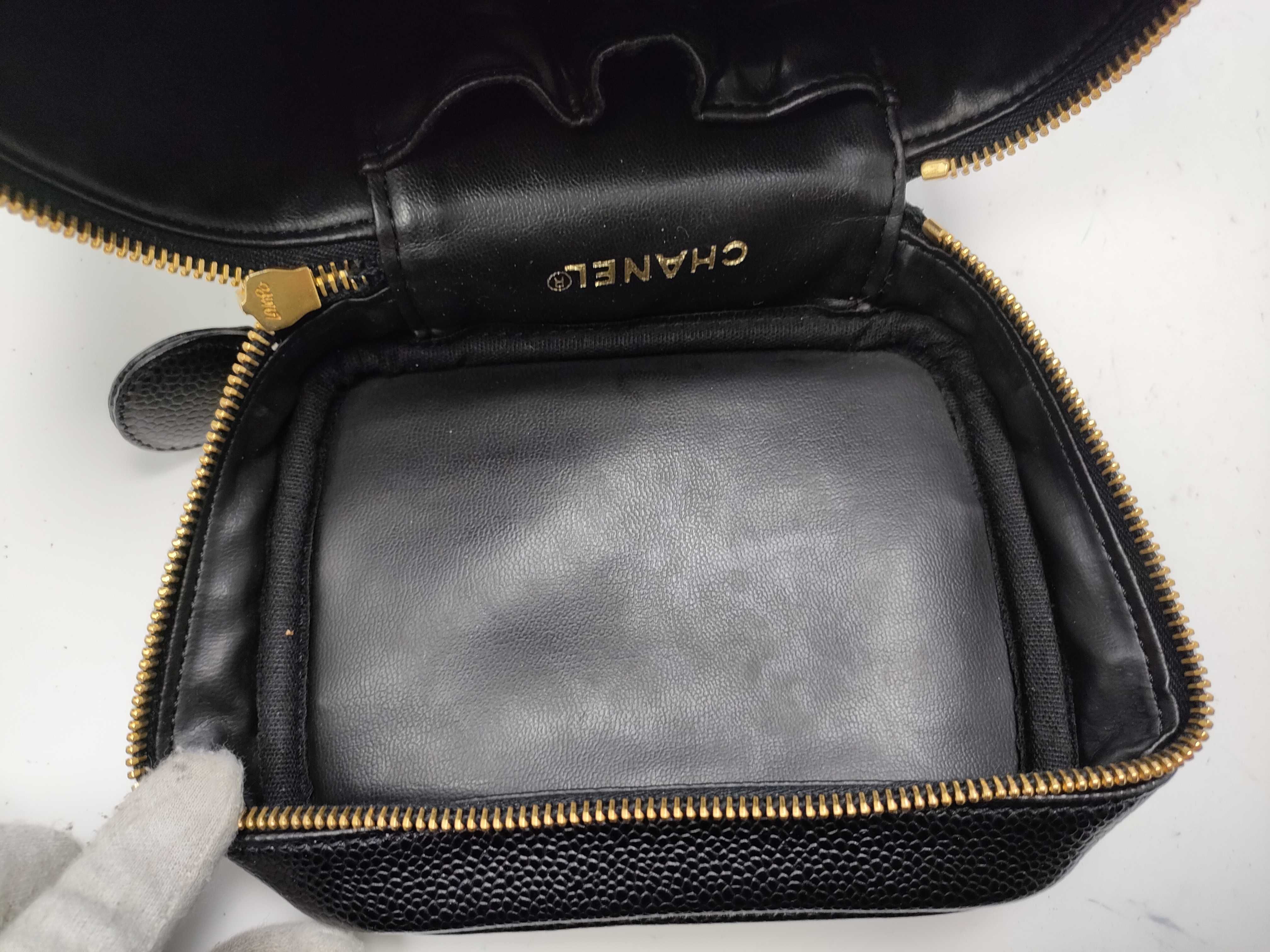 【水曜終了】(10814_0026)CHANEL キャビアスキン バニティ バニティバッグ