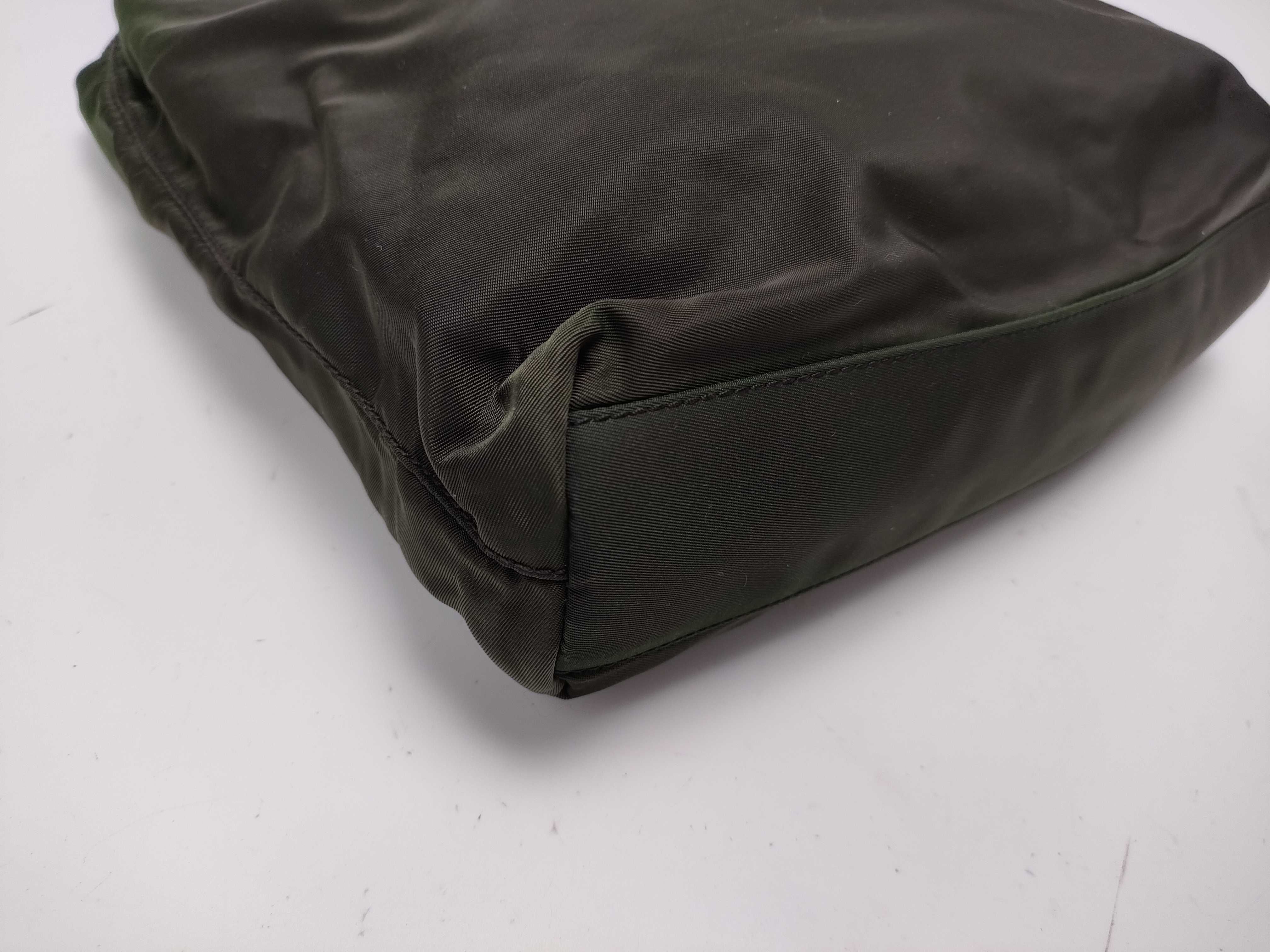【水曜終了】(10827_0057)PRADA ナイロン カーキ トート B6243 ショルダーバッグ