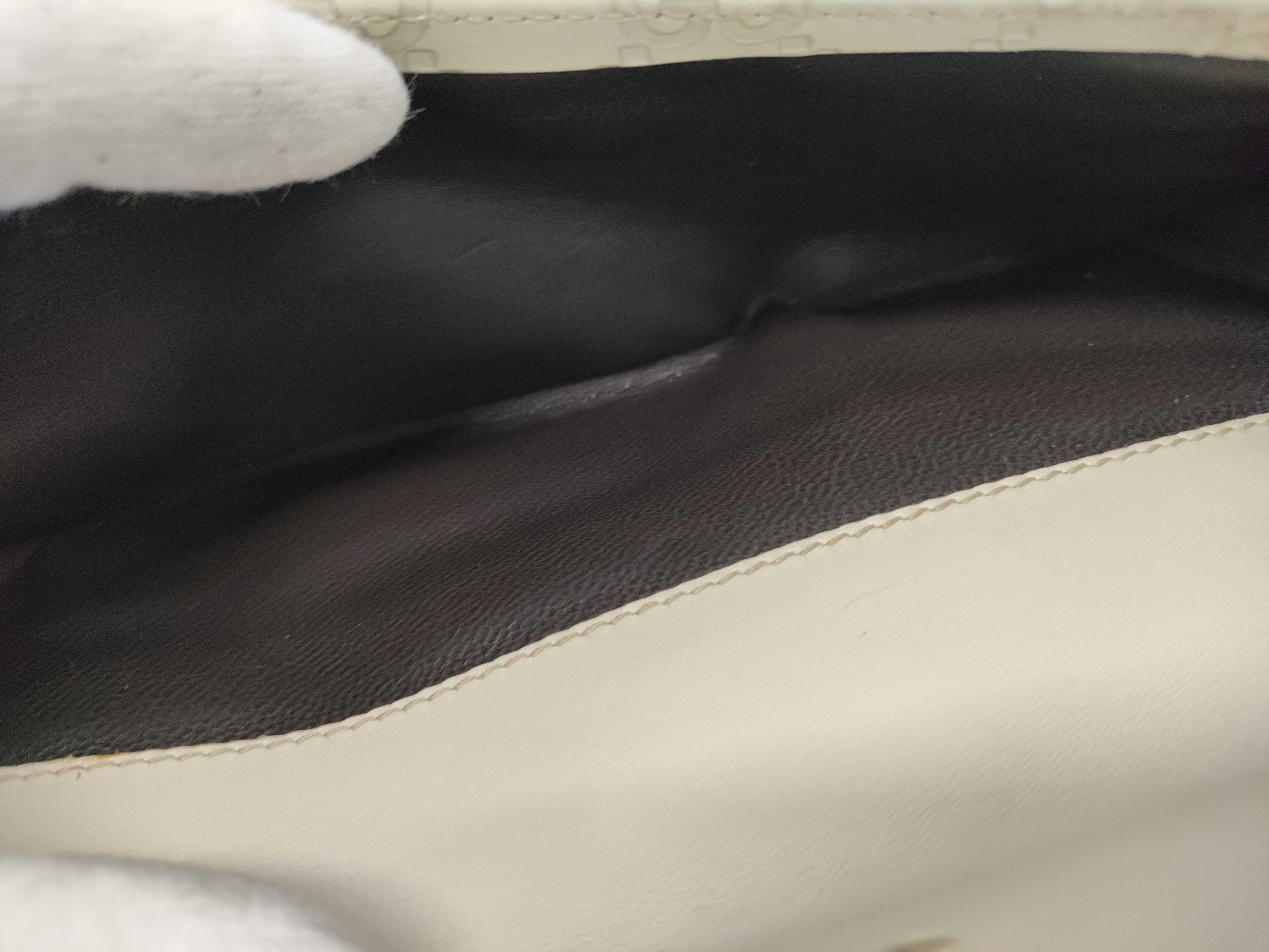 【水曜終了】(10827_0072)GUCCI シマ 112715・2149 財布