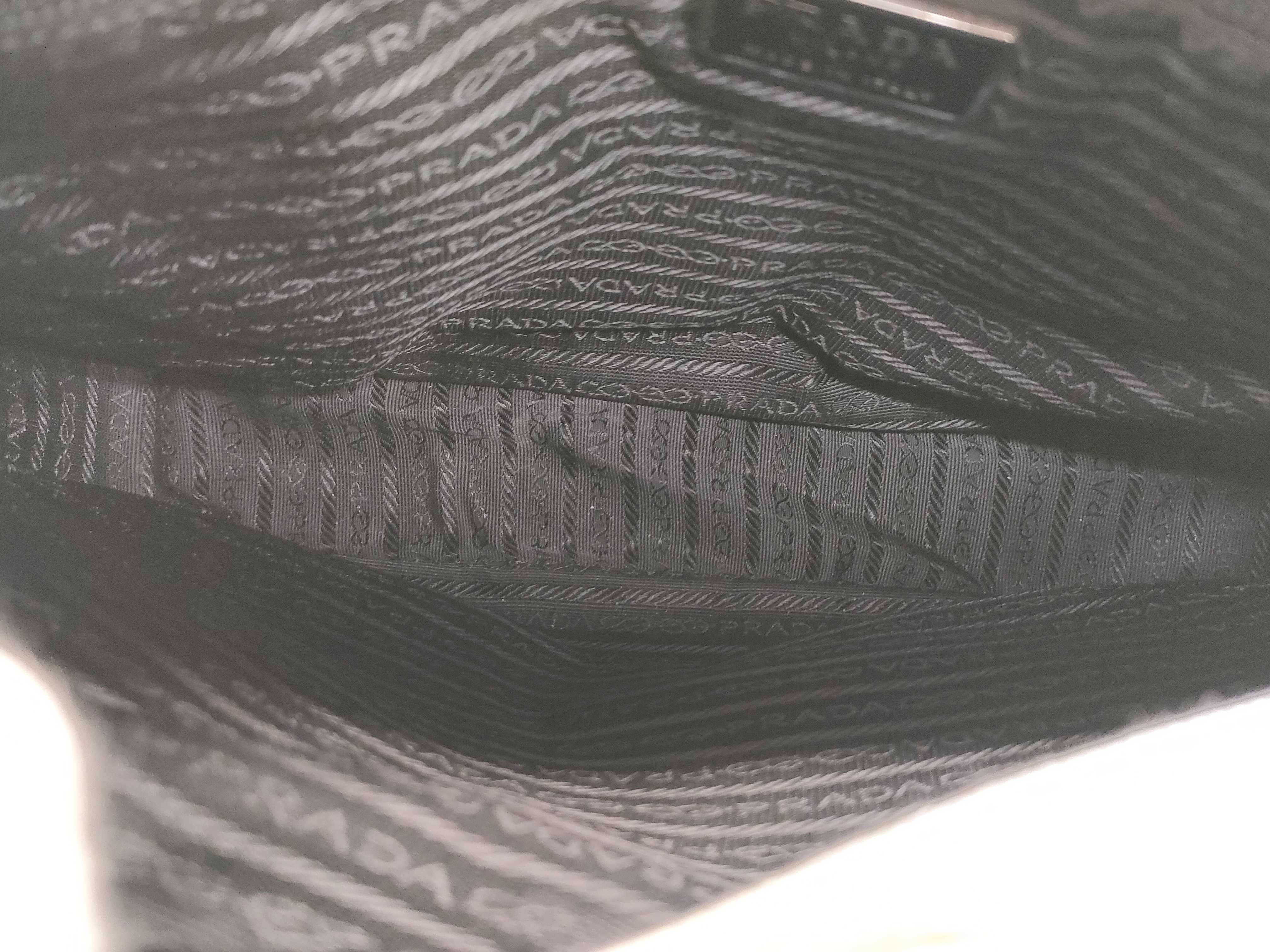 【水曜終了】(10827_0085)PRADA ナイロン 三角プレートトートバッグ トートバッグ