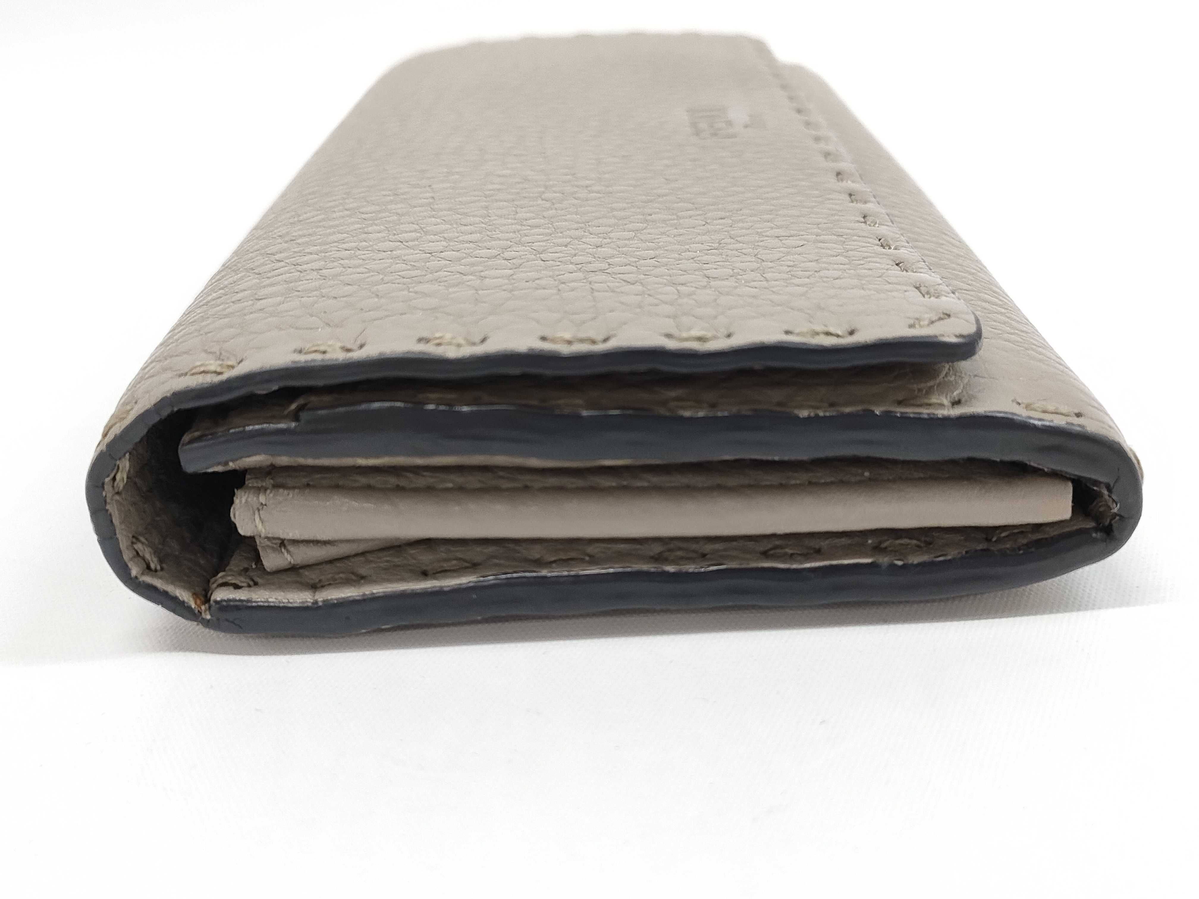 【水曜終了】(10827_0087)FENDI 長財布 財布