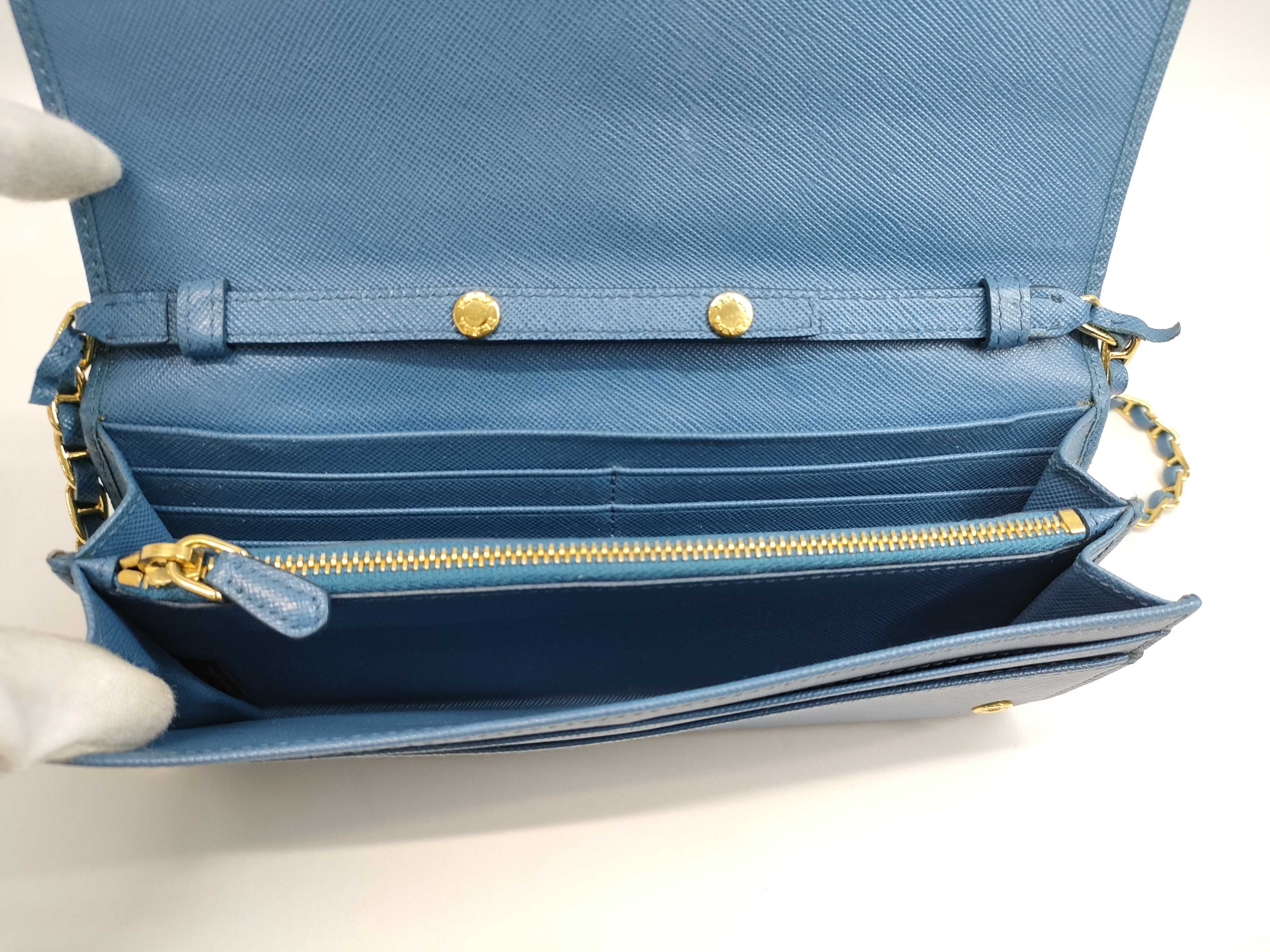 【水曜終了】(10827_0081)PRADA サフィアーノ チェーンウォレット 財布