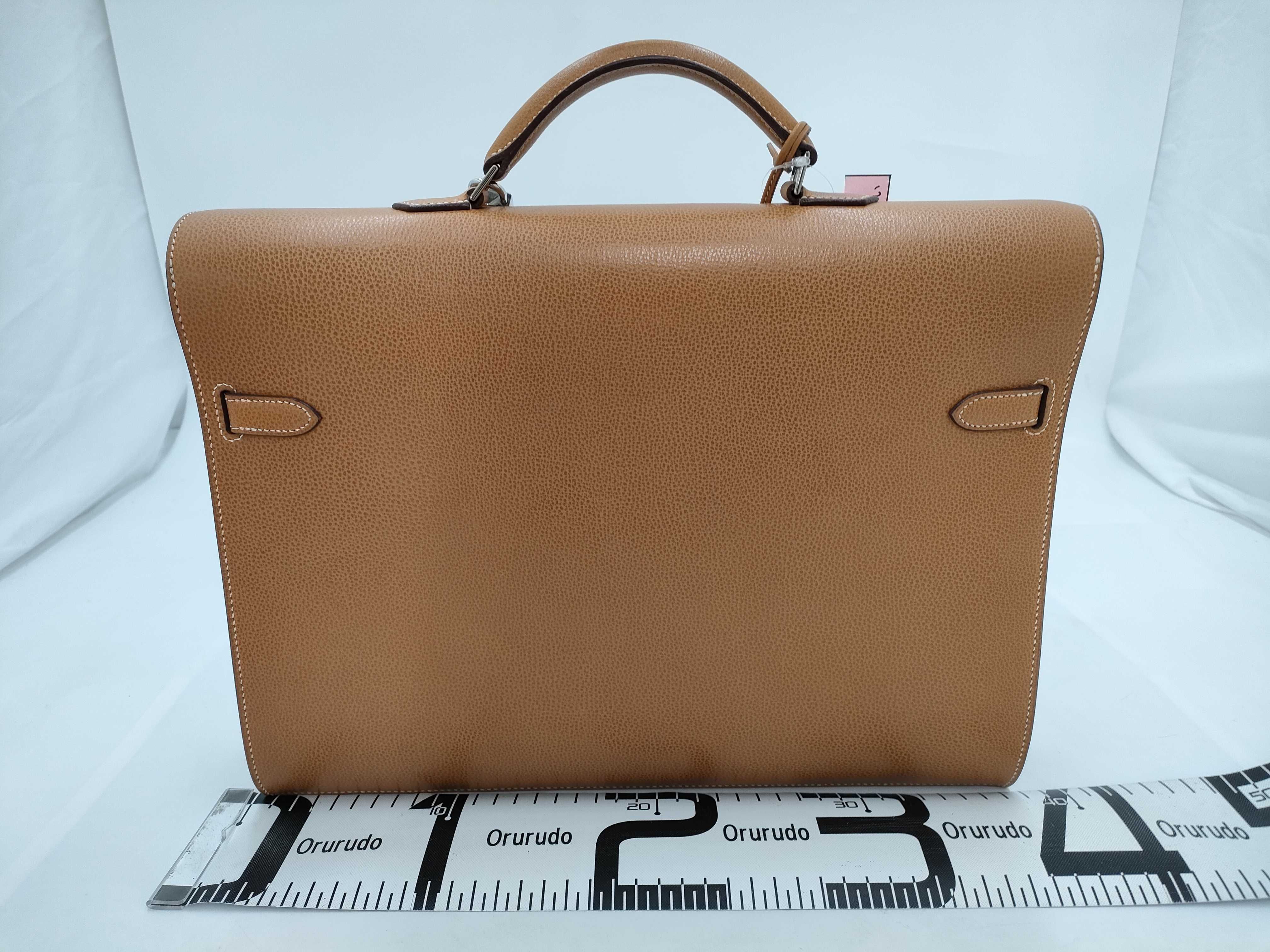 【水曜終了】(10813_0135)HERMES ケリーデペッシュ ベージュ系 シルバー金具 【刻印】□H ビジネスバッグ