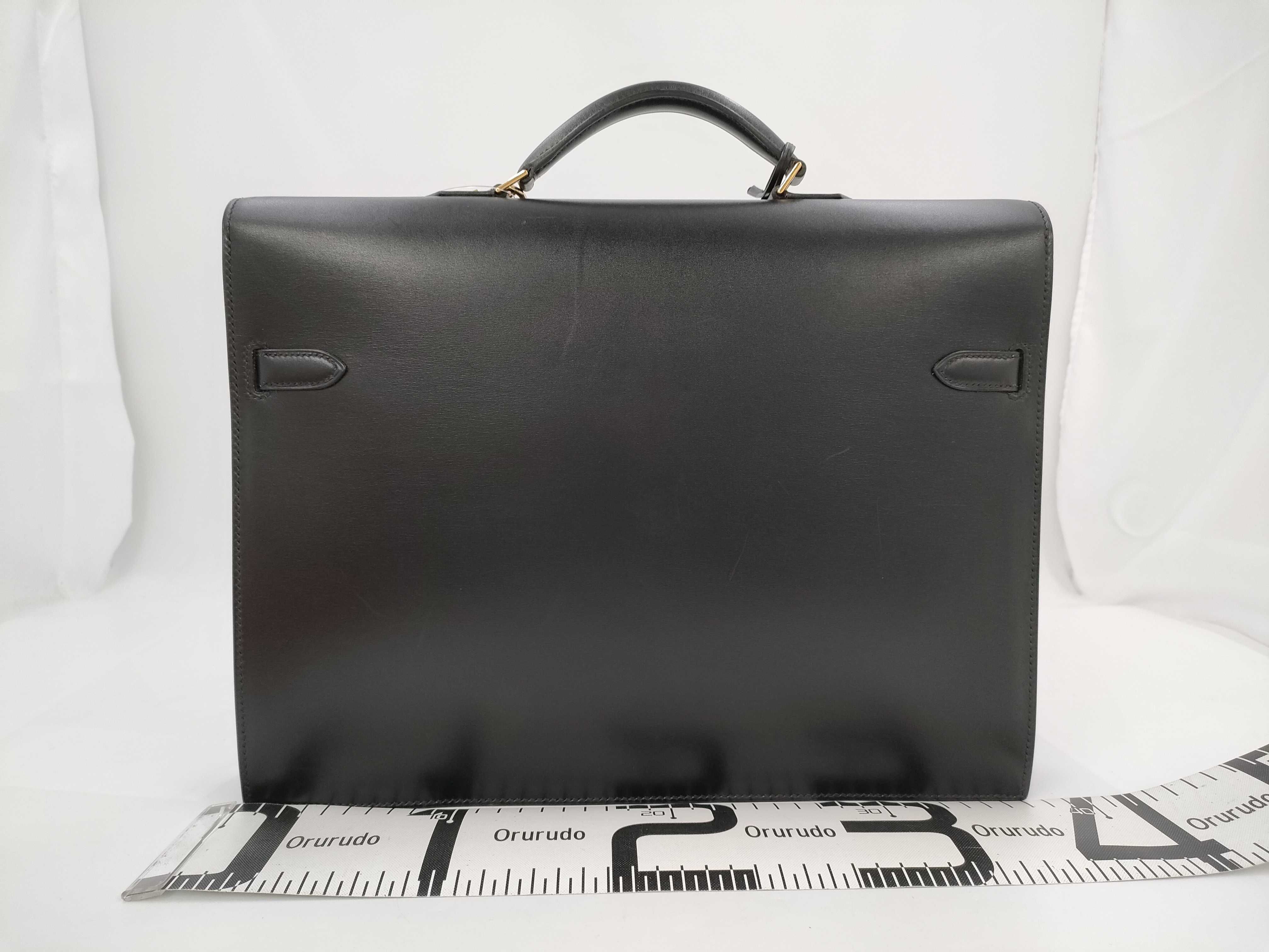 【水曜終了】(10813_0136)HERMES ケリーデペッシュ 黒系 ゴールド金具 【刻印】□G ビジネスバッグ