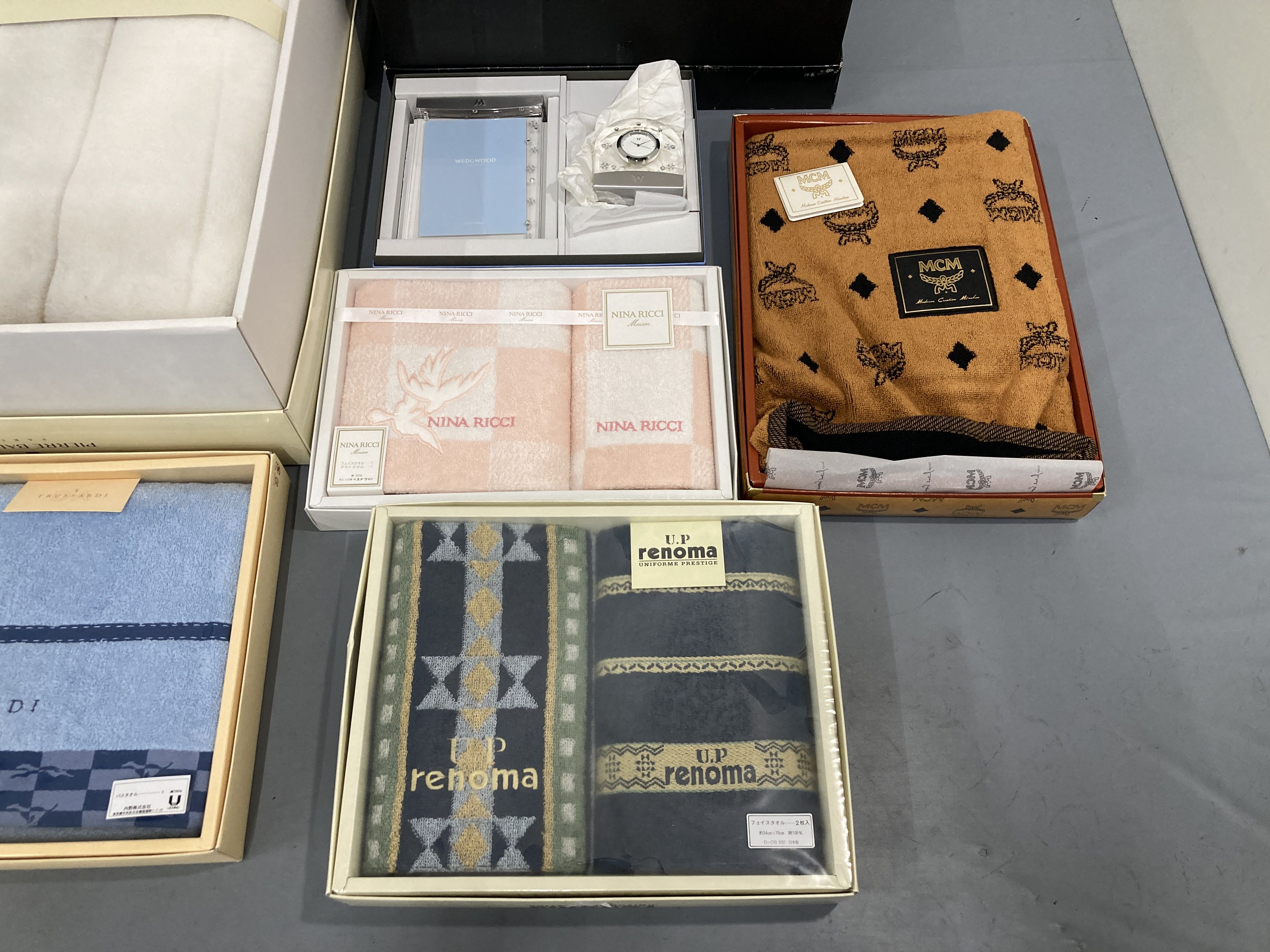 (10931_0829)▼バルマン 等 ギフト セット